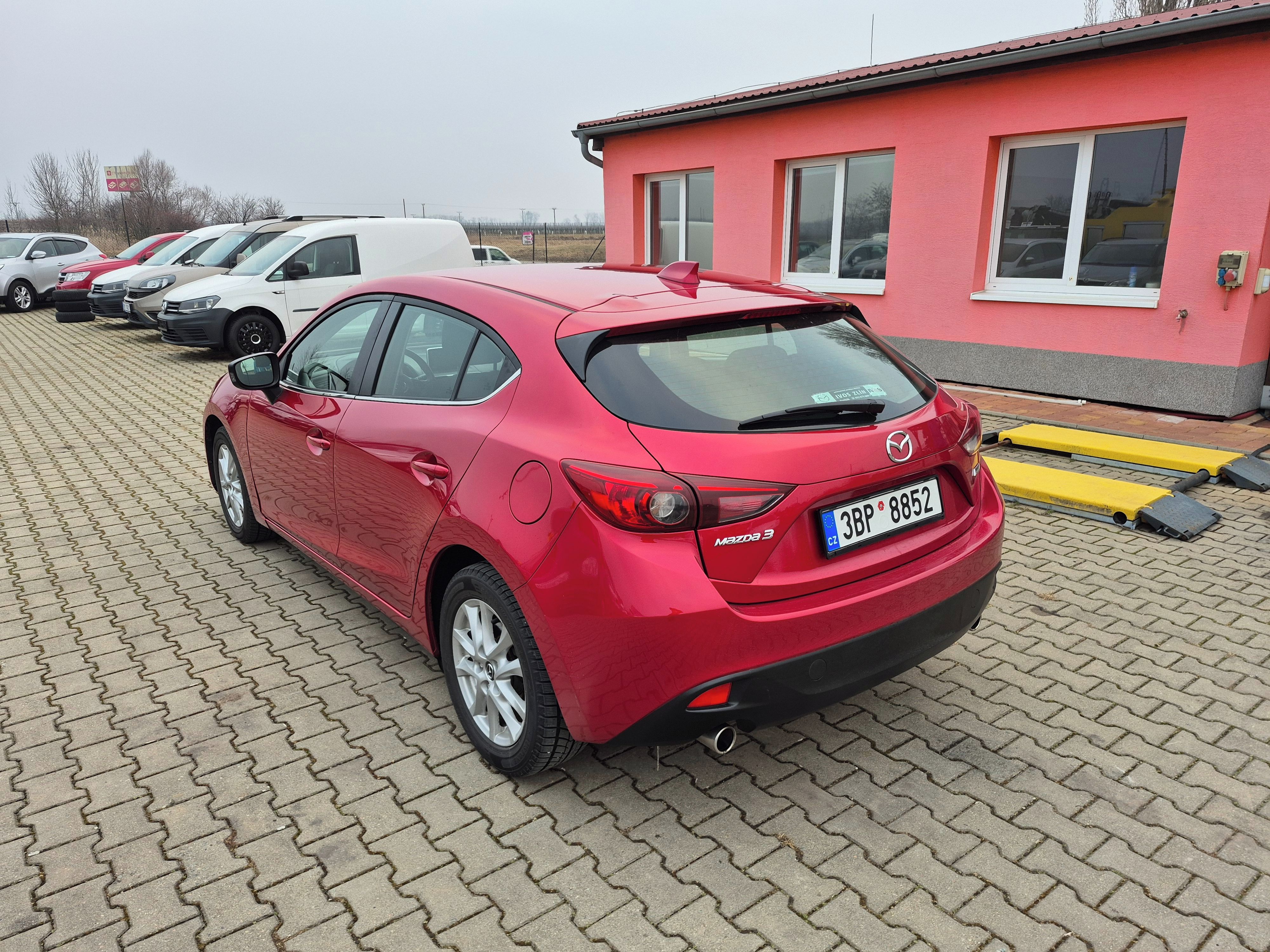Mazda 3, 2,0i, 88kW, Skyactiv G-120 - fotka 4