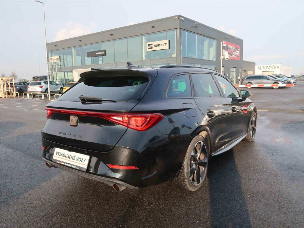 Cupra Leon, 2,0 TSI 180kW DSG ČR 1.maj DPH - fotka 2