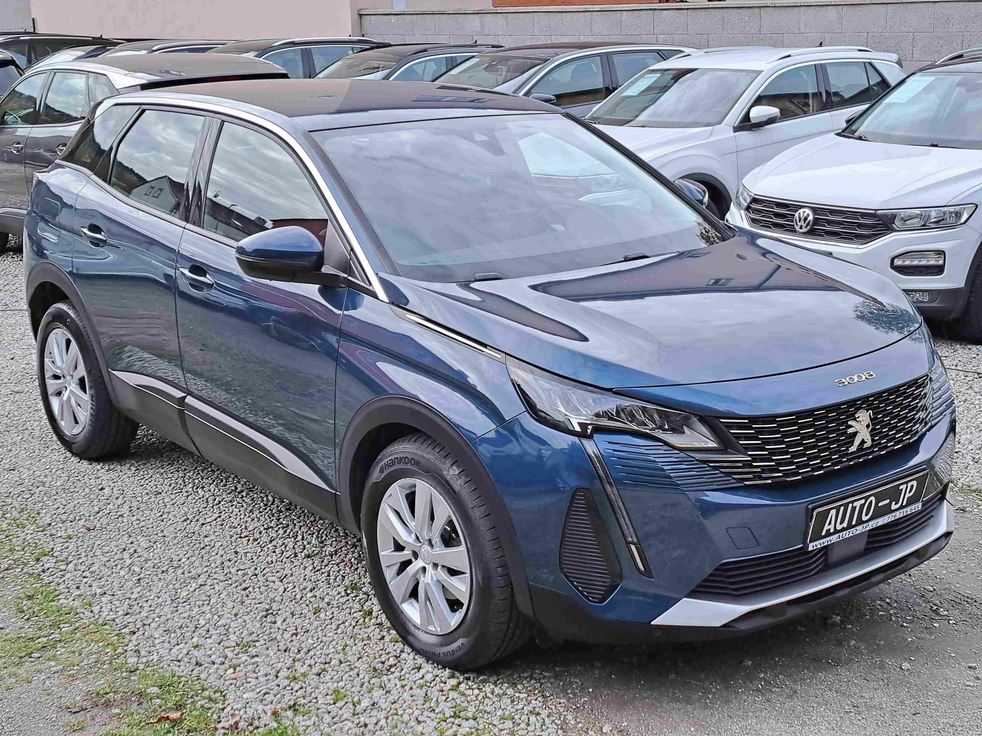 Peugeot 3008, 1,2 PT EAT8 LED 17ALU PDC NAVI - fotka 2