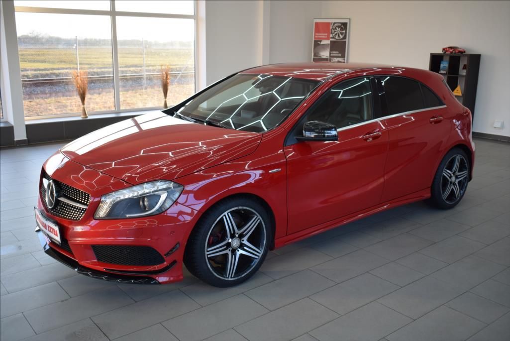Mercedes-Benz Třídy A, 2,0 i, 250 SPORT,aut,navi,
