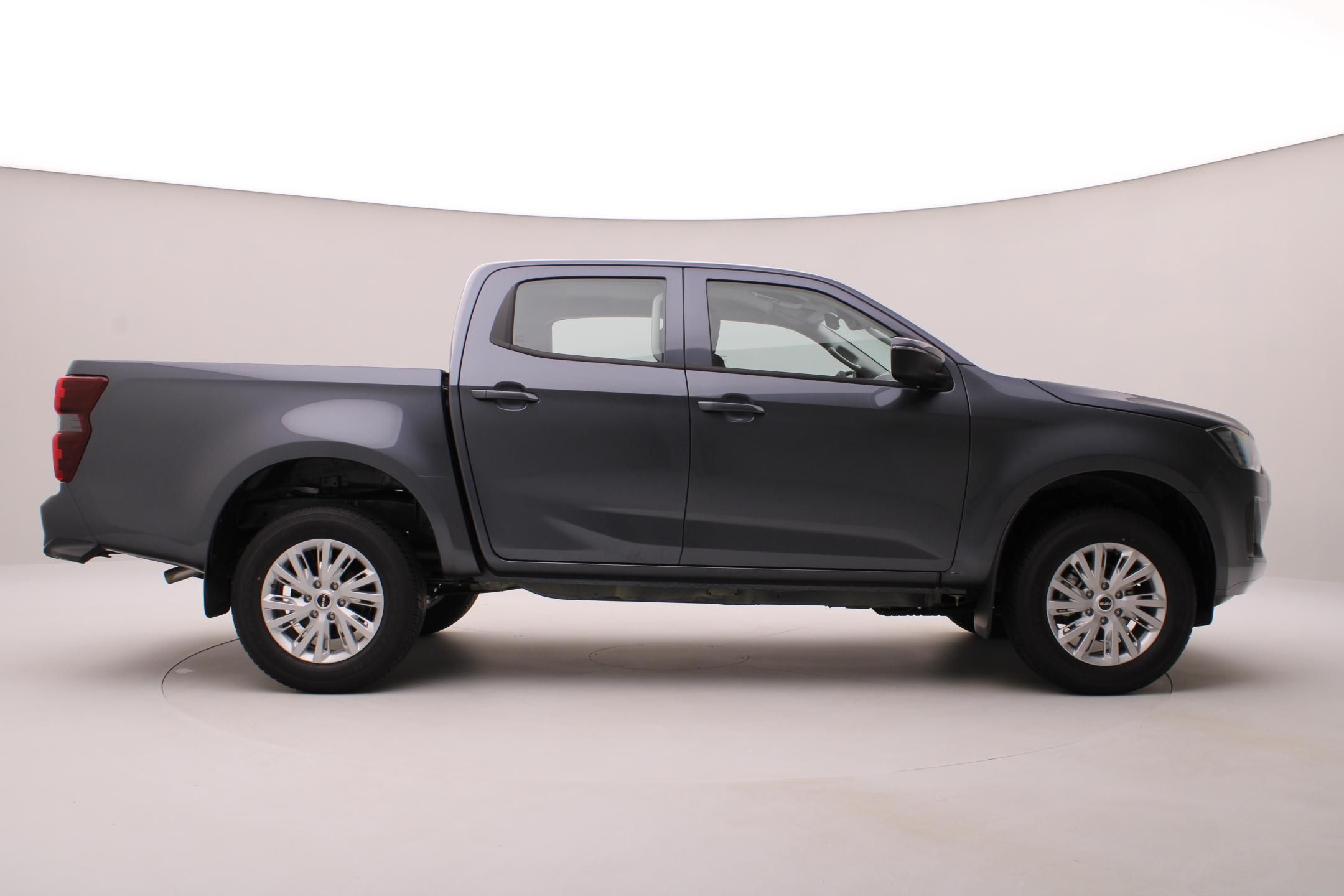 Isuzu D-Max, Double Cab 1,9l LS 4x4 AUT - fotka 5