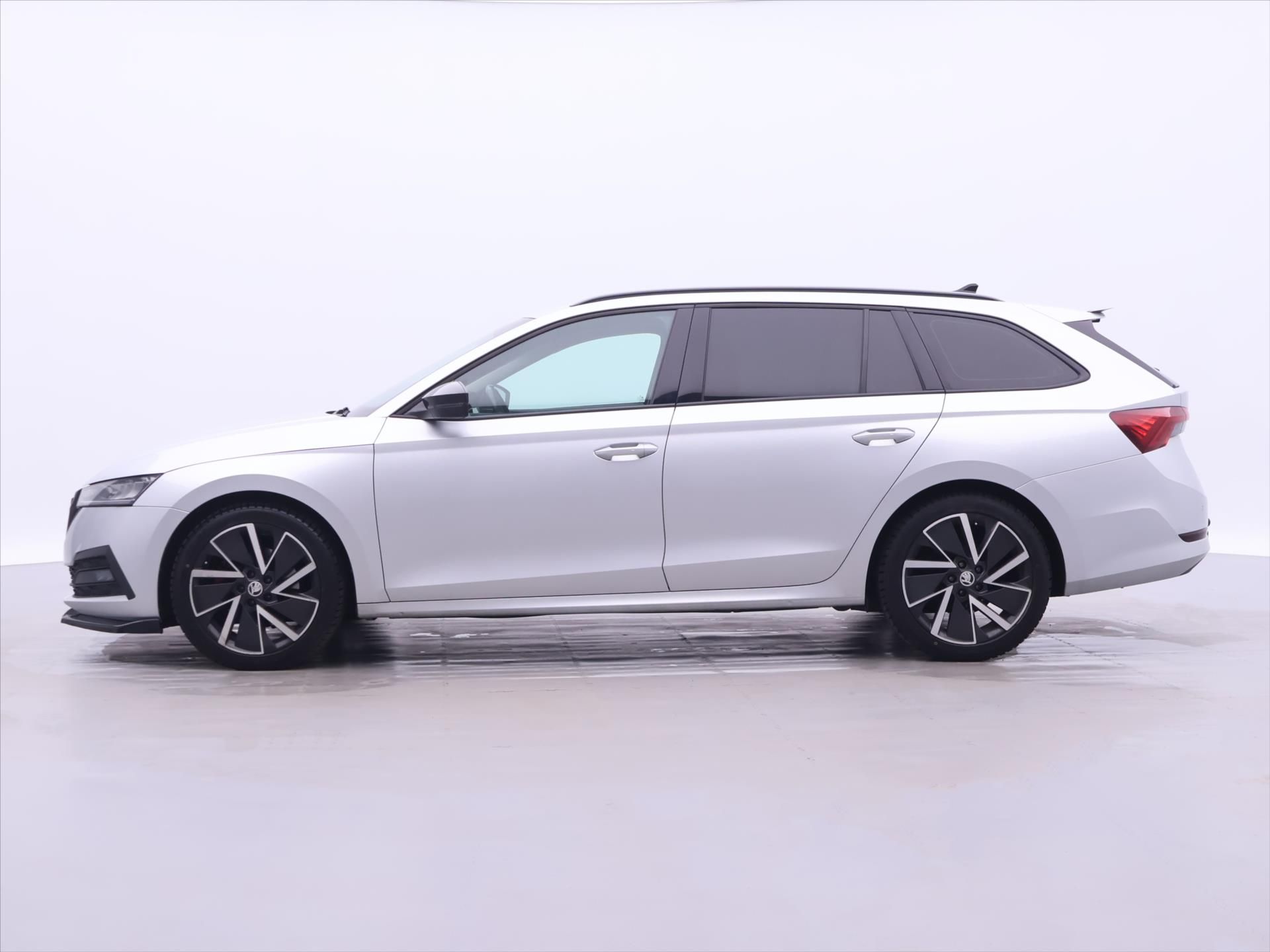 Škoda Octavia, 2,0 TDI 110kW DSG Style - fotka 4