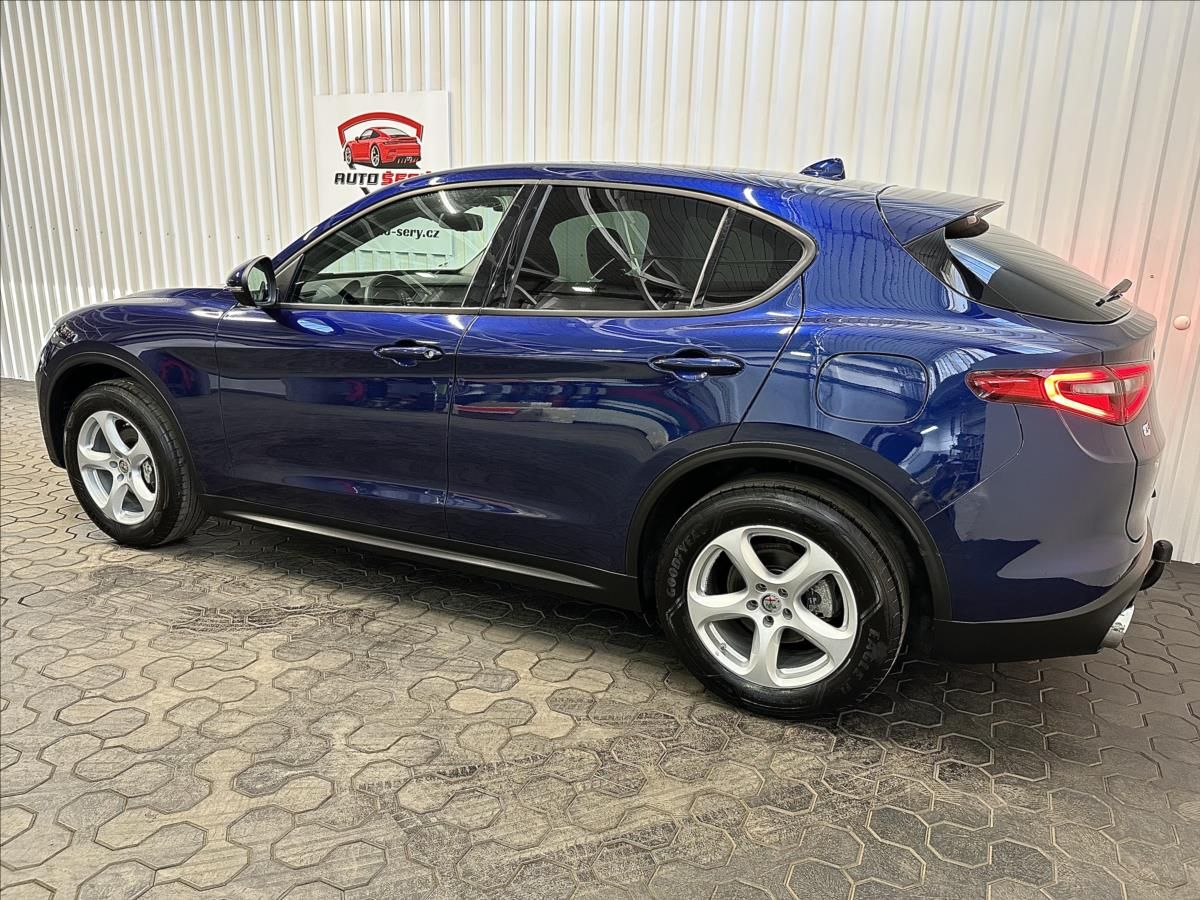 Alfa Romeo Stelvio, 2.2JTDM 154kW Q4 SUPER 2XKOLA - fotka 4