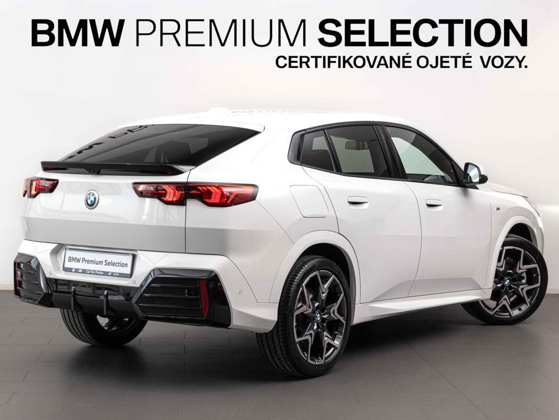 BMW X2, sDrive20i - fotka 5