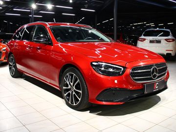 300d 4MATIC DIS+ / 360° / NezT