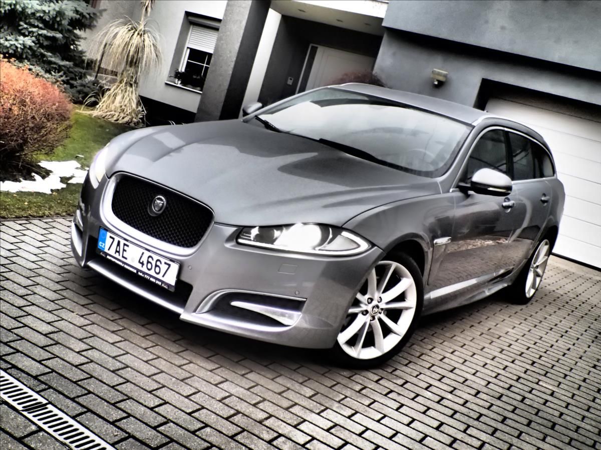 Jaguar XF, 3,0 ČR, Automat, Navigace