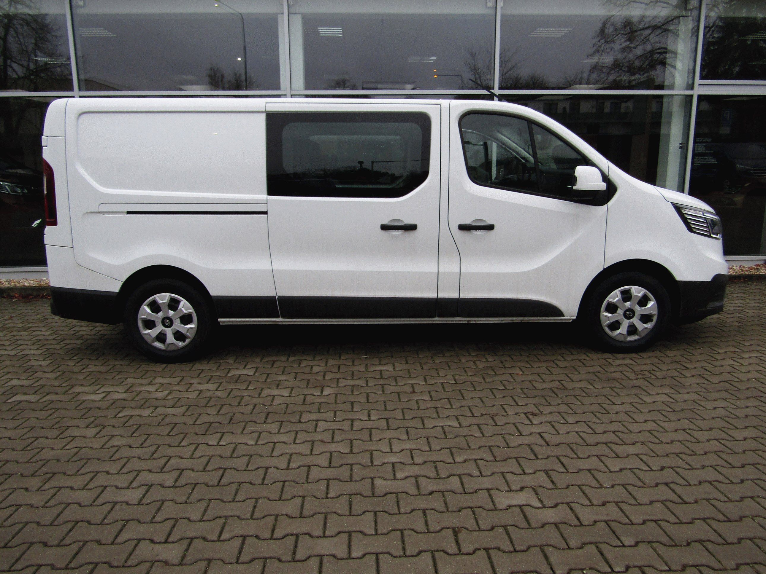 Renault Trafic, dCi 150k Combi Van 6 míst L2 - fotka 3