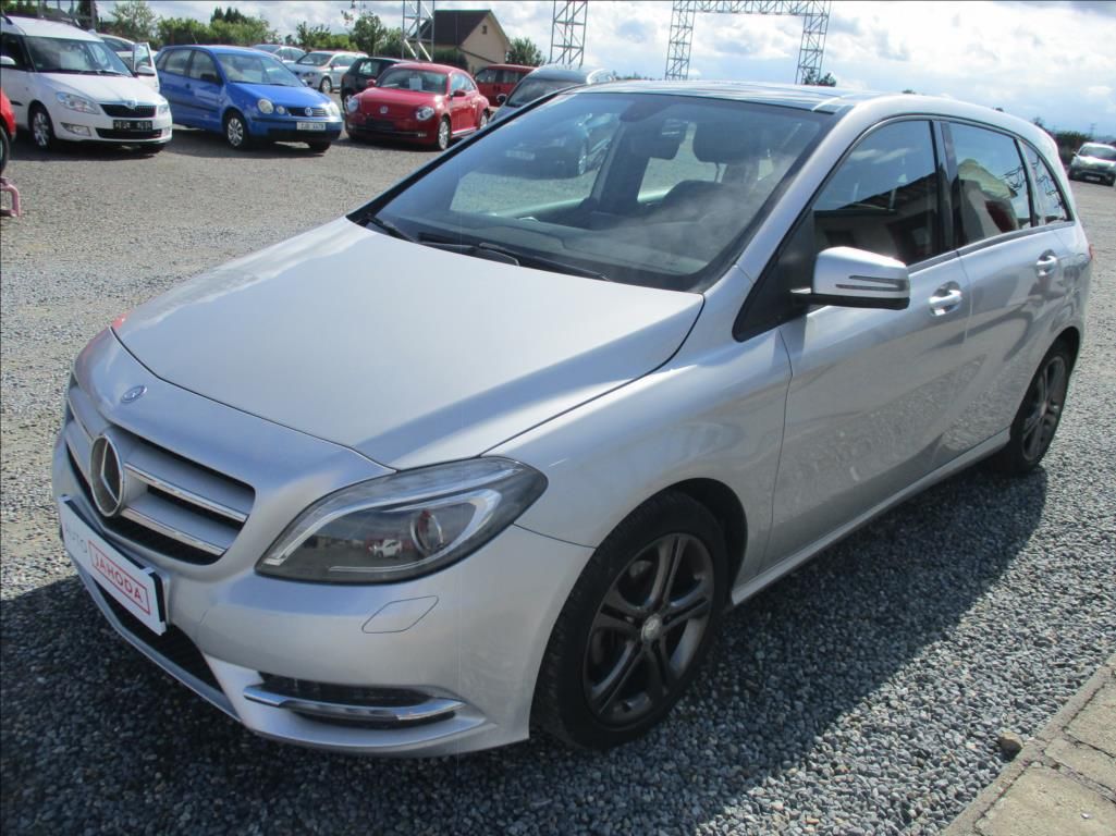 Mercedes-Benz Třídy B, 1,5 180 CDi, klima,navigace, - fotka 3