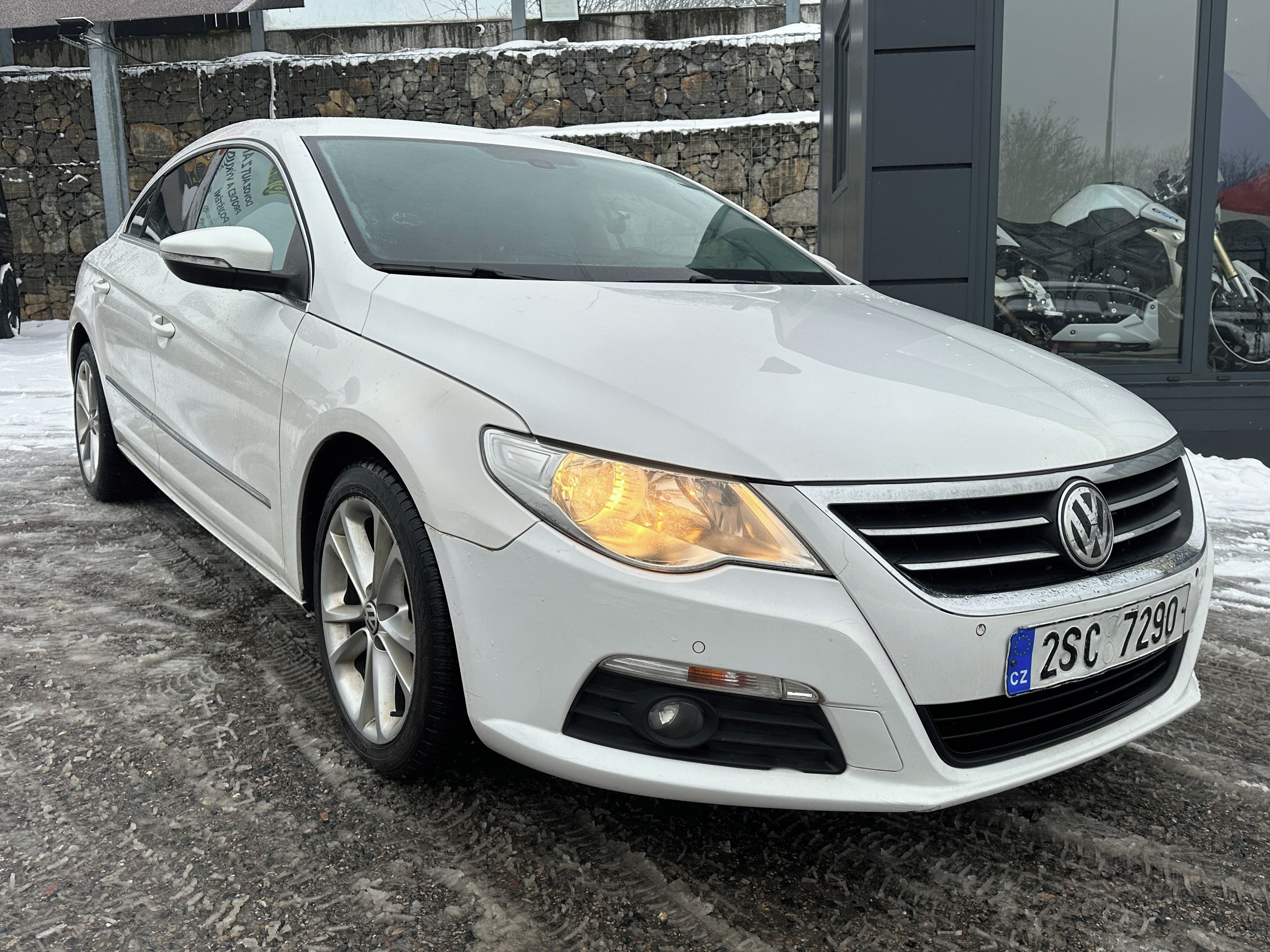 Volkswagen Passat CC, Volkswagen CC 2010