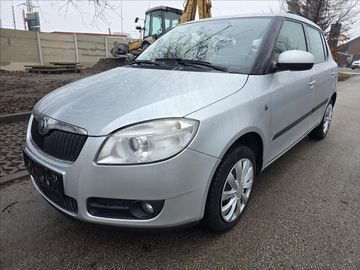 1,2 1.2i 44KW KLIMA ABS TAŽNÉ
