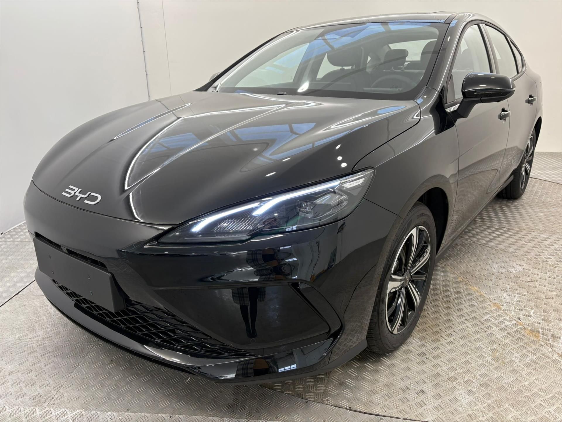 BYD Seal 5 DM-i, 156 Kw Design - fotka 5