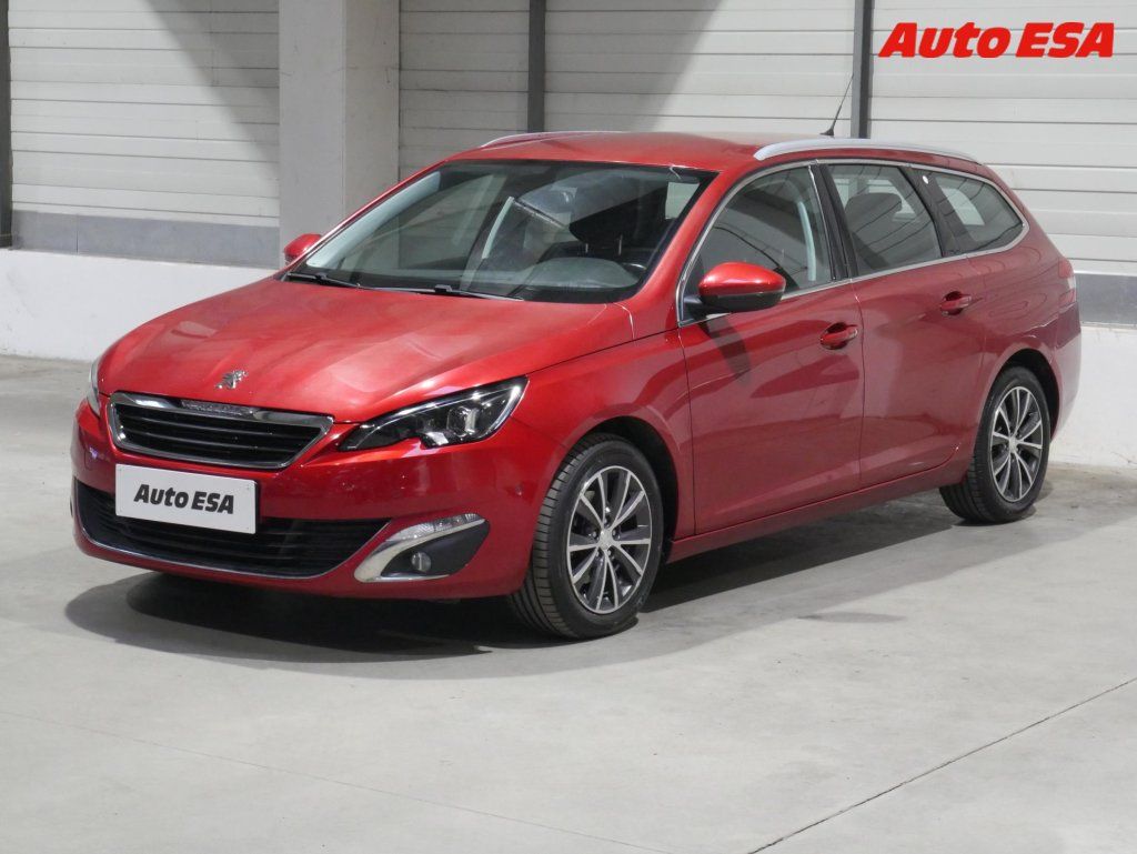 Peugeot 308, 1.2PT,1.maj,ČR,AT,LED - fotka 3
