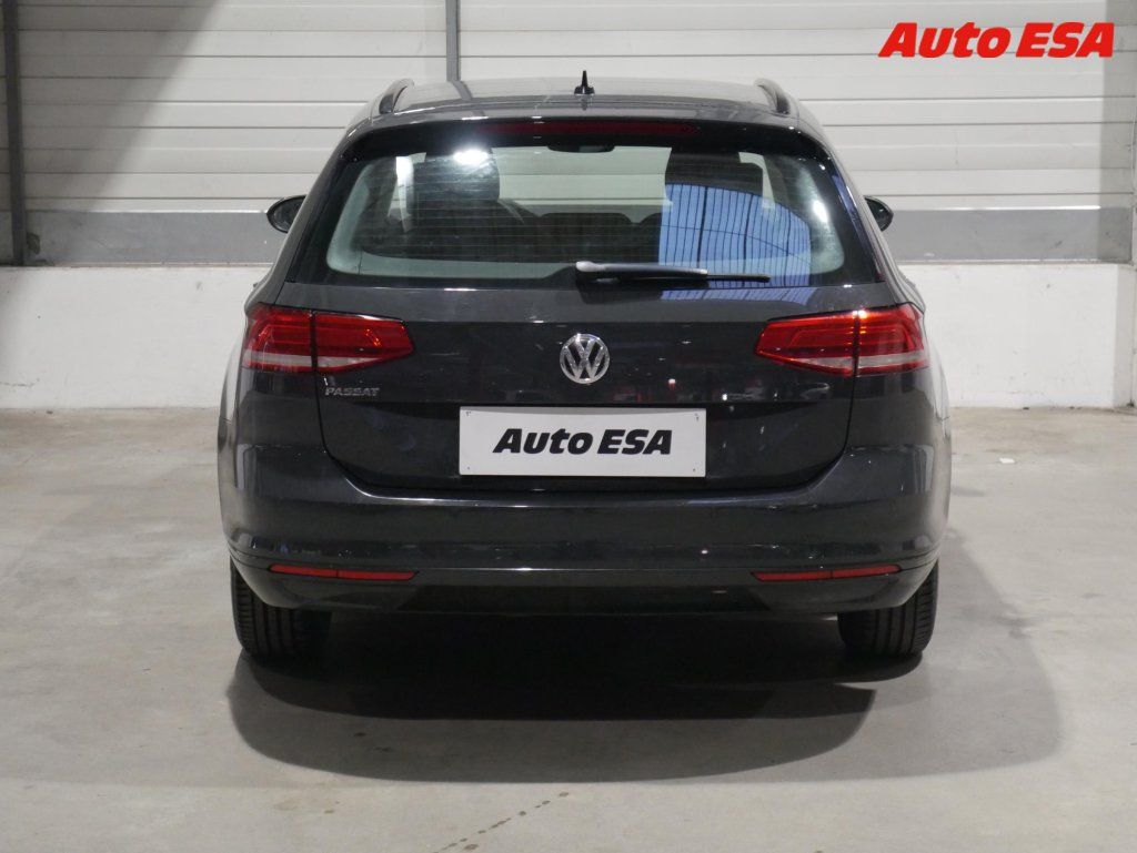 Volkswagen Passat, 2.0 TDi,Trend,DSG - fotka 5