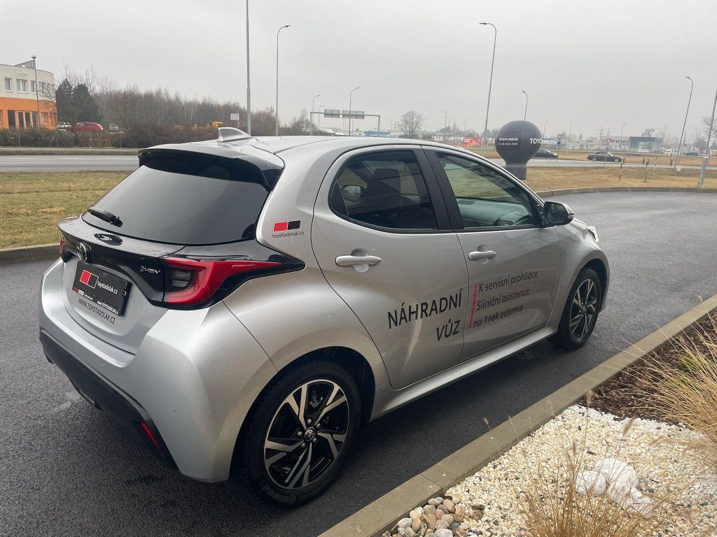Toyota Yaris, 1.5 Hybrid 116HP Style - fotka 6