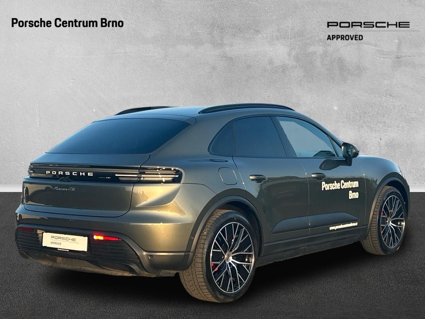 Porsche Macan, 4S Electric - fotka 6