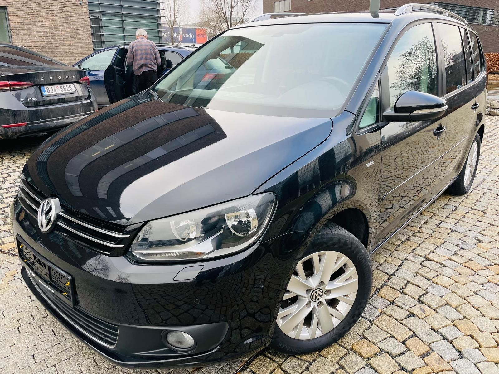Volkswagen Touran, 1.4TSI VÝHŘEV SERVISKA TAŽNÉ - fotka 2