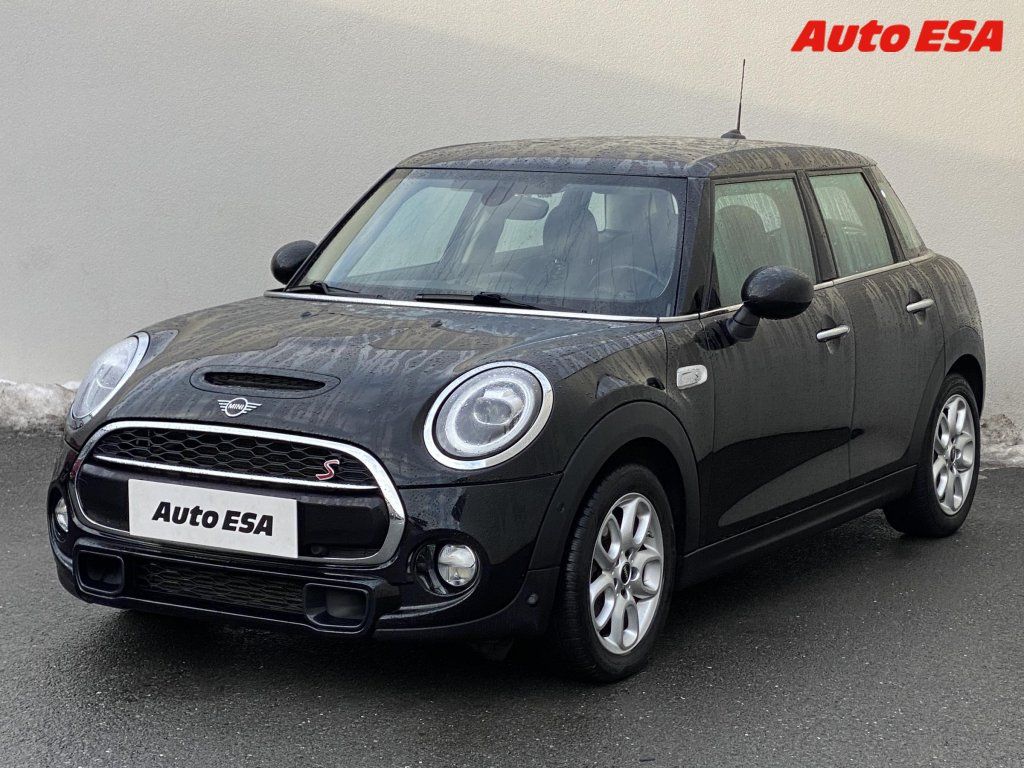 Mini Cooper S, 2.0i,LED,navi,kůže - fotka 3