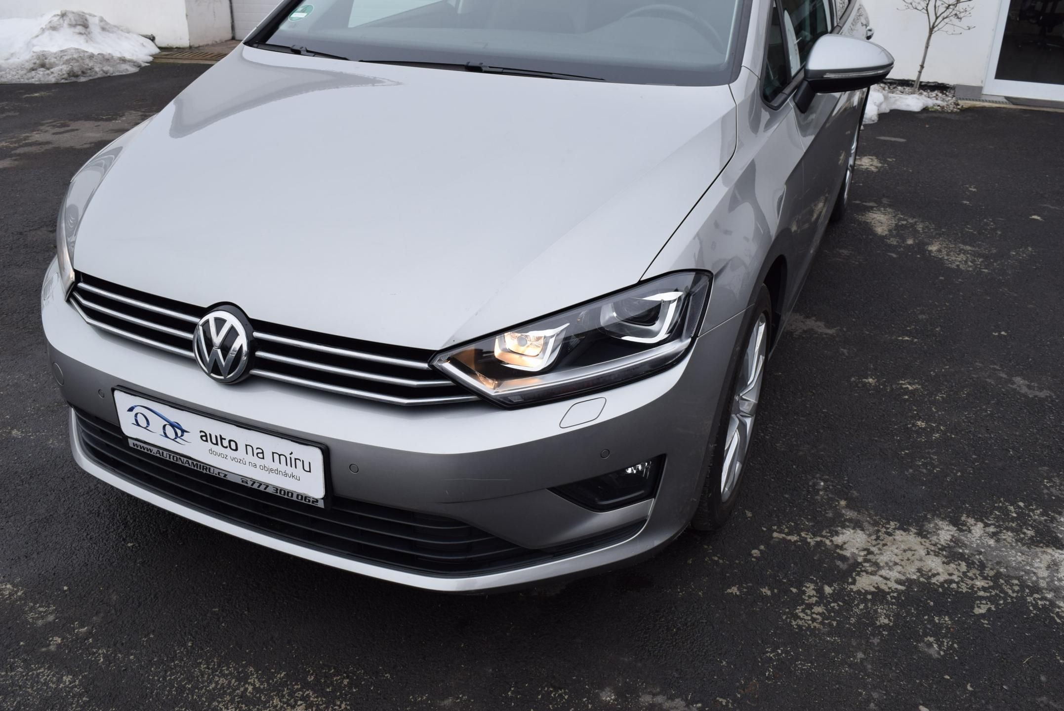 Volkswagen Golf Sportsvan, 1.4TSI 92kwCOMFORTLINE BMT XEN - fotka 2