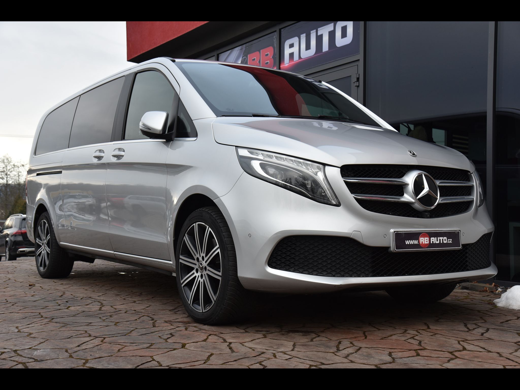 Mercedes-Benz Třídy V, XL 174 kw 4matic - fotka 5