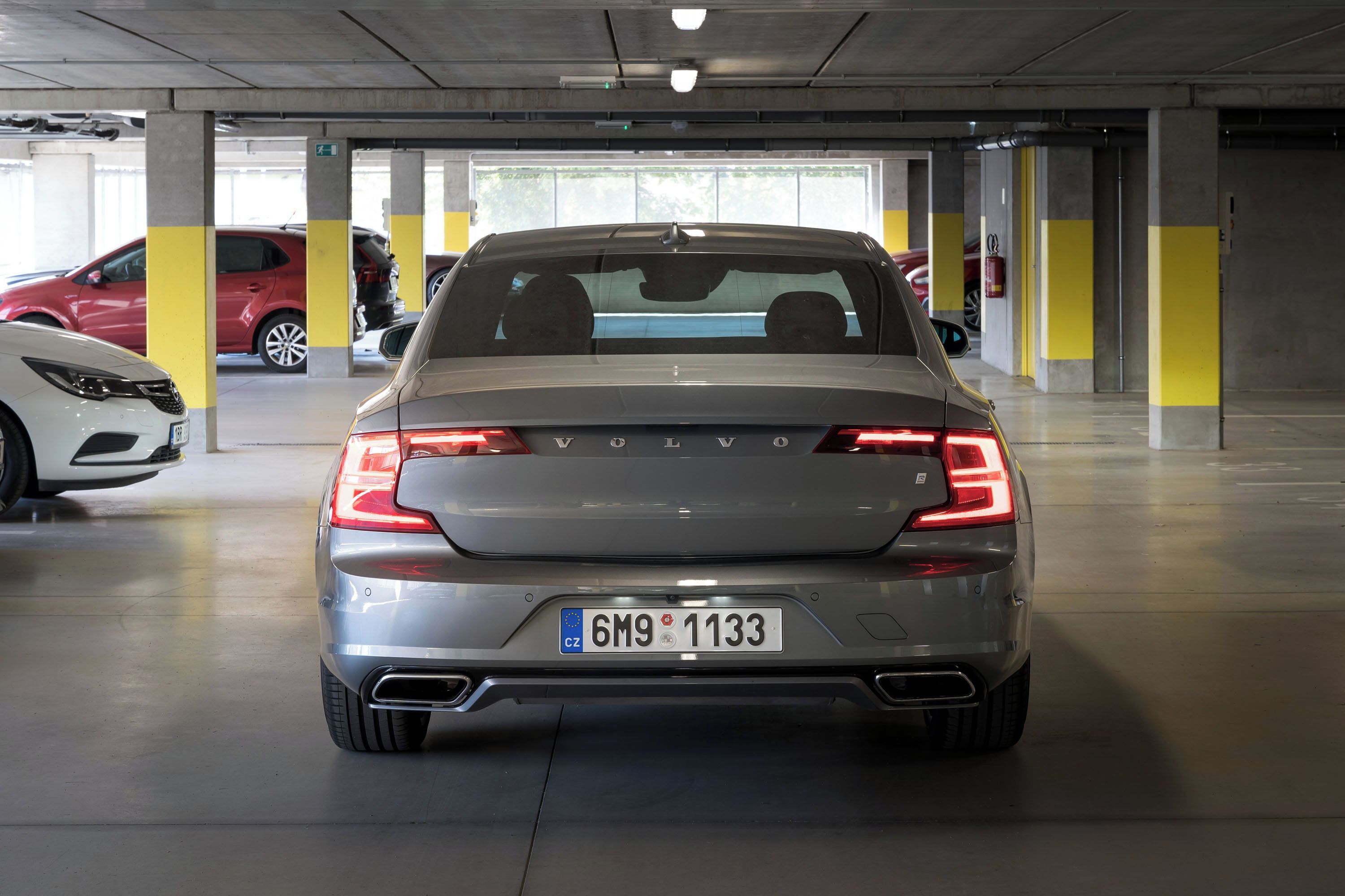 Volvo S90, R-DESIGN 45 tkm  DPH/Faktura - fotka 6