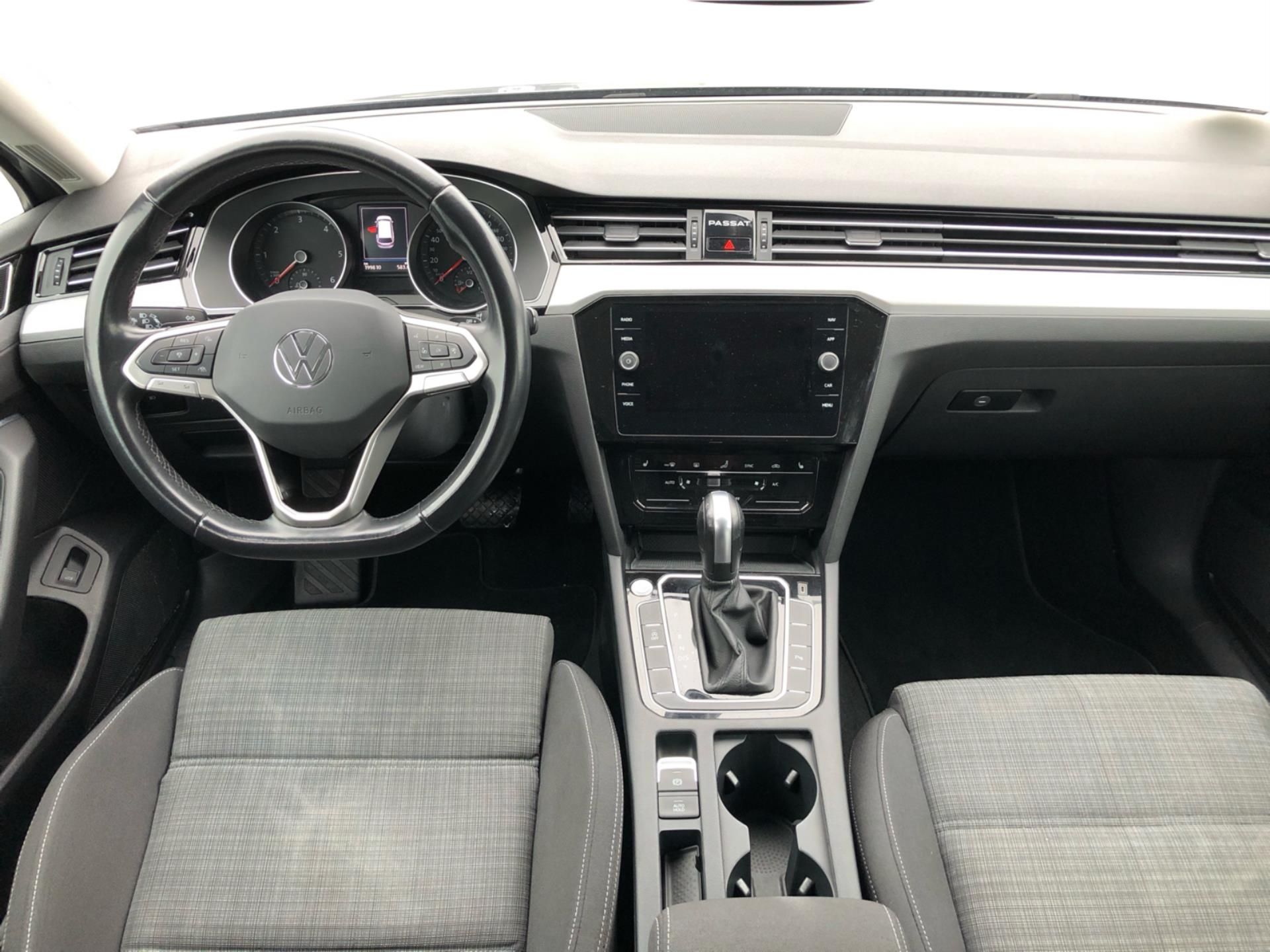 Volkswagen Passat, 2.0 TDi DSG 7st. BUSINESS - fotka 5