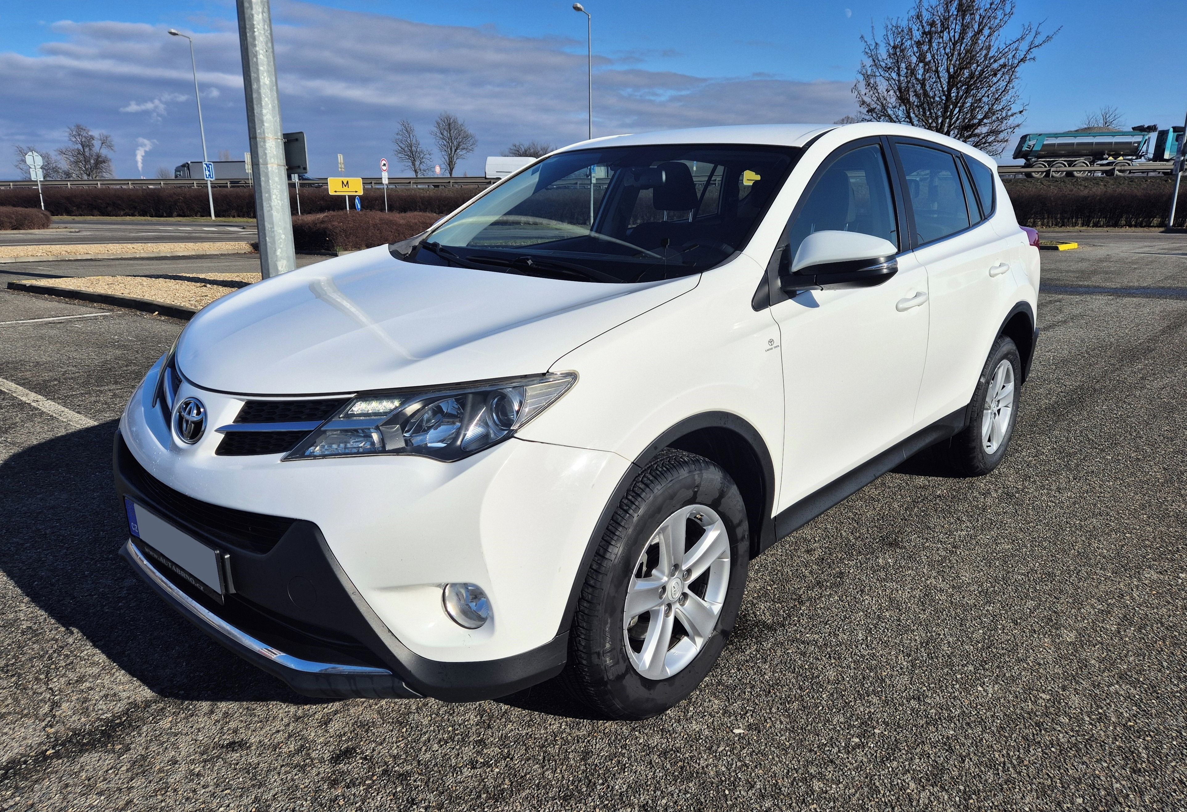 Toyota Rav4, 2.0 D-4D MANUAL 1 MAJIT.KAMERA