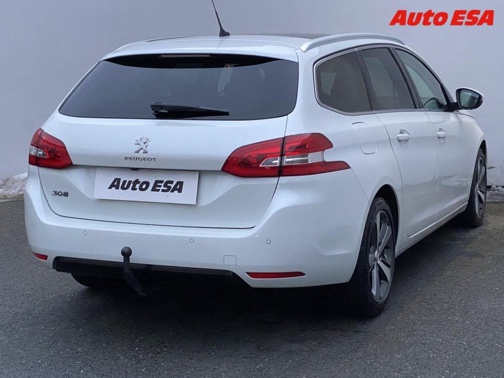 Peugeot 308, 1.5 HDi,navi,panorama - fotka 4