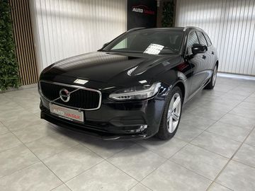 2.0 D4 MOMENTUM SERVISKA