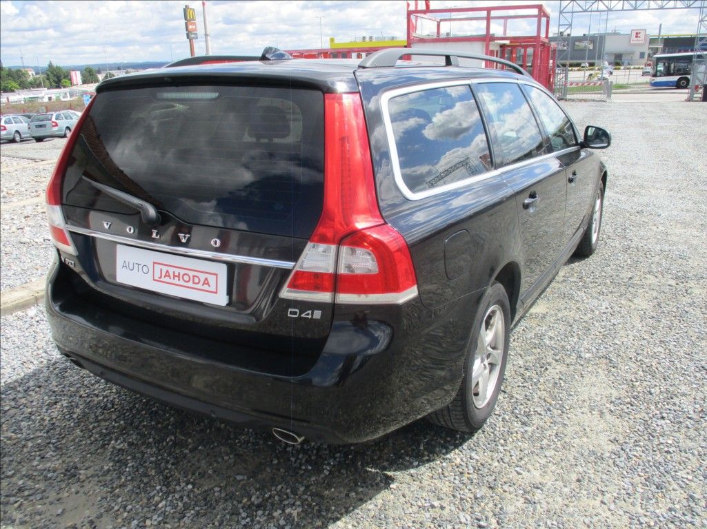Volvo V70, 2,0 D4, Navigace, digiklima, - fotka 6