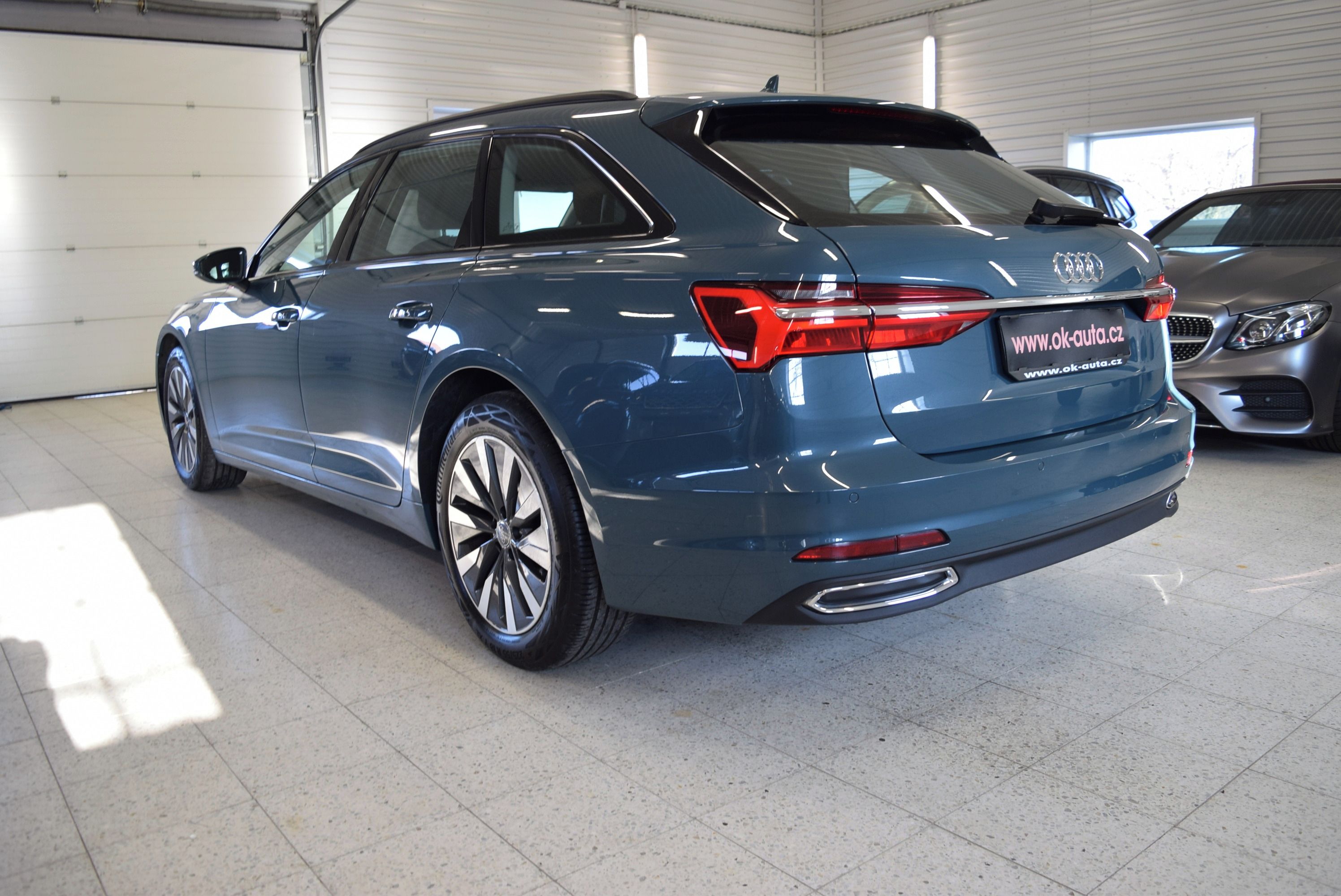 Audi A6, AUDI A6 30 TDI BUSINESS 2020 - fotka 3