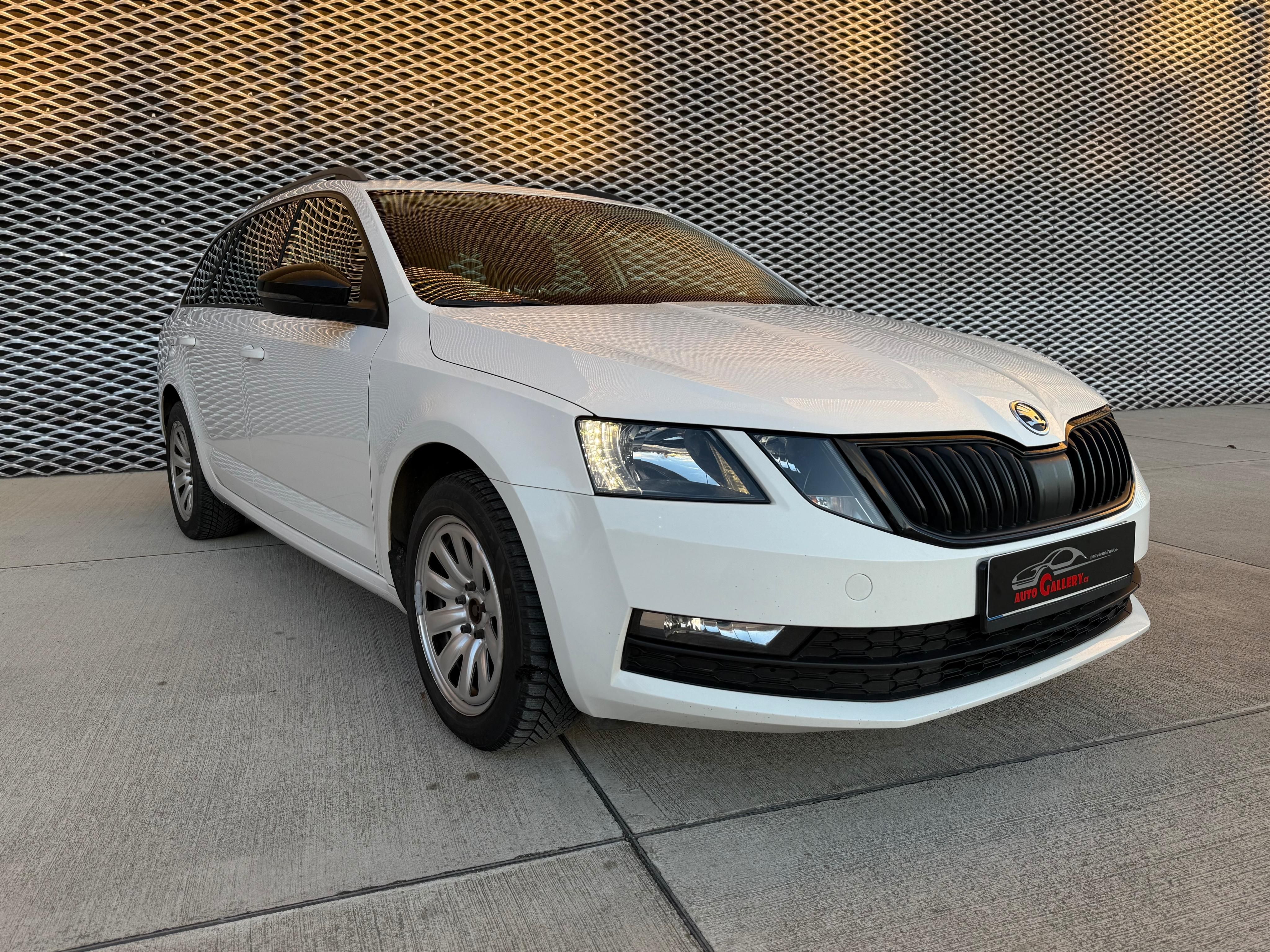 Škoda Octavia, 1.6 TDi Ambition 85 kW - fotka 6