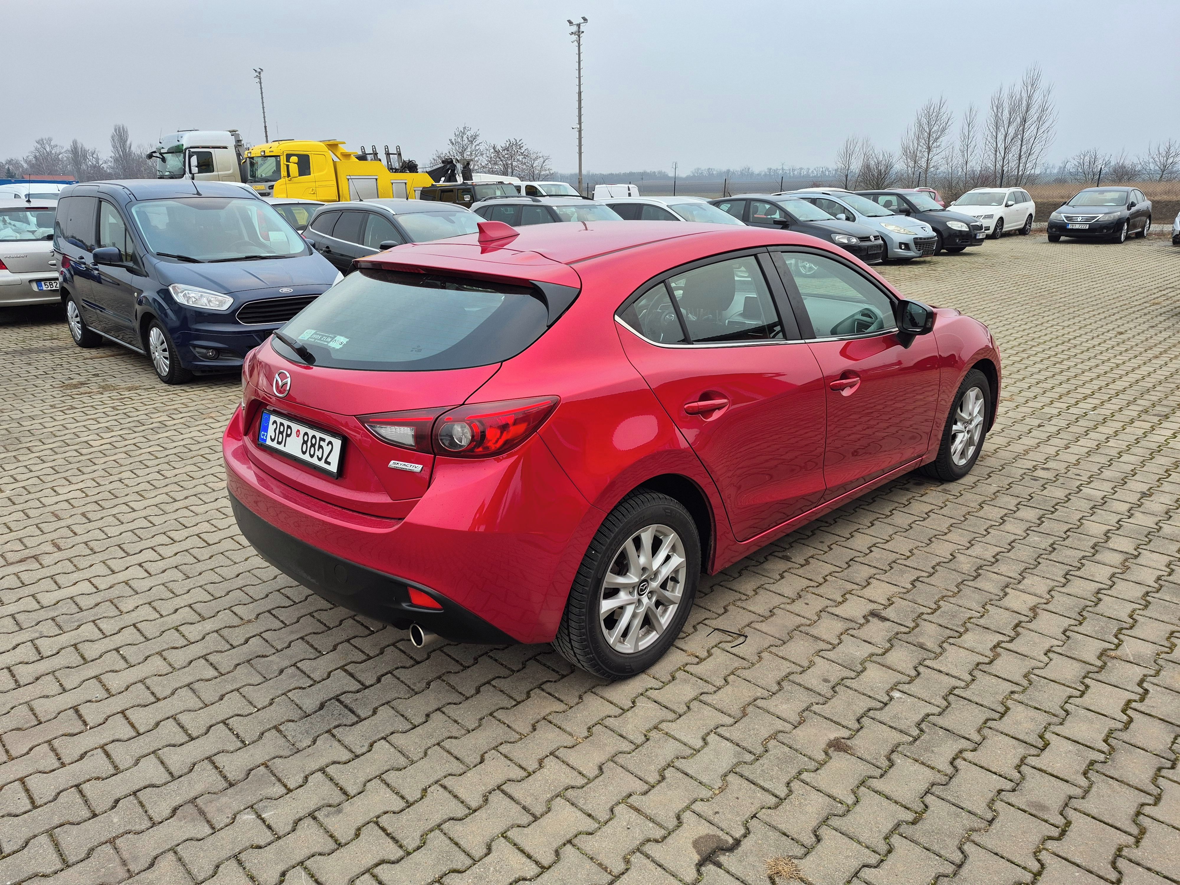 Mazda 3, 2,0i, 88kW, Skyactiv G-120 - fotka 6