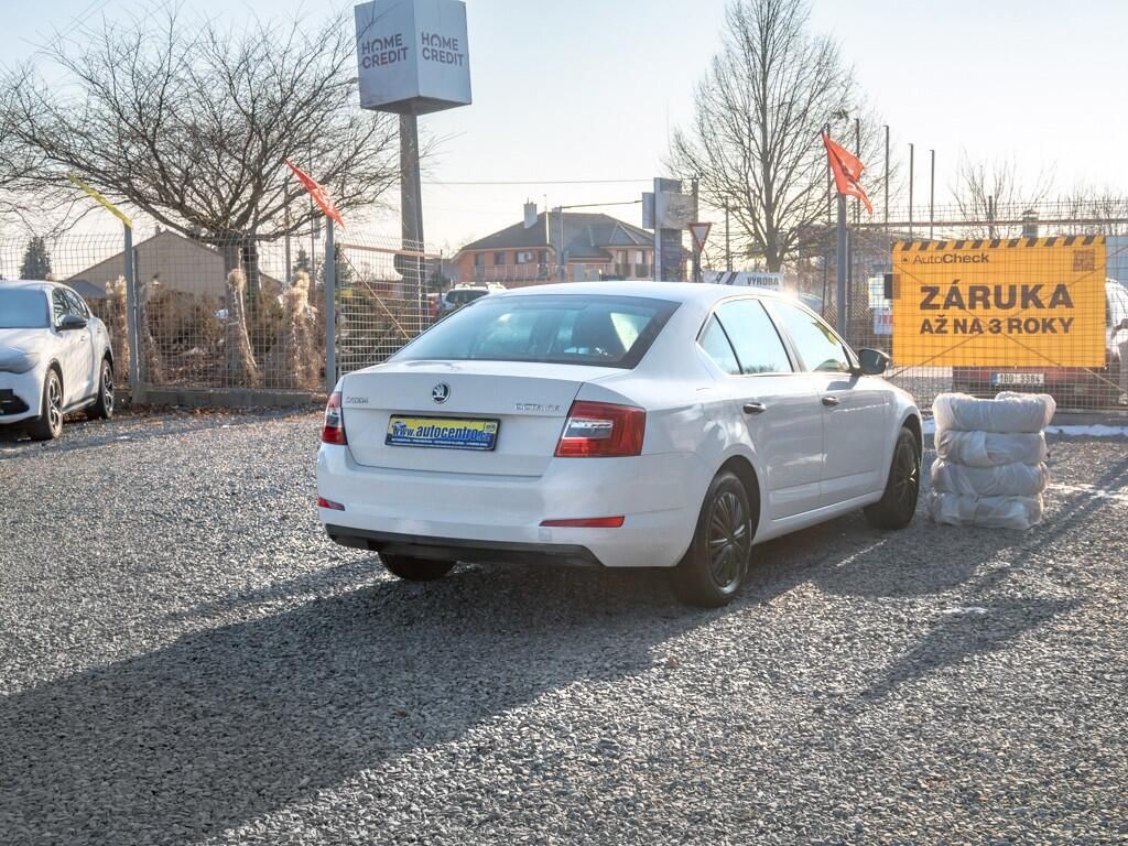 Škoda Octavia, ČR 1.2TSI – 2x PNEU - fotka 5