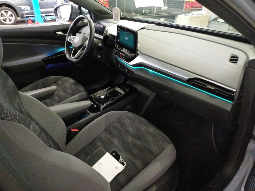 Volkswagen ID.4, Pure 125kw, 52kwh, tažný - fotka 5