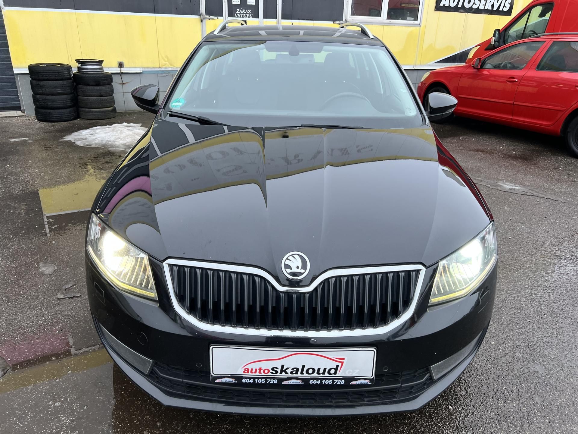 Škoda Octavia, 2.0TDI 110KW,4x4,KůŽE,NAVI,XEN - fotka 2