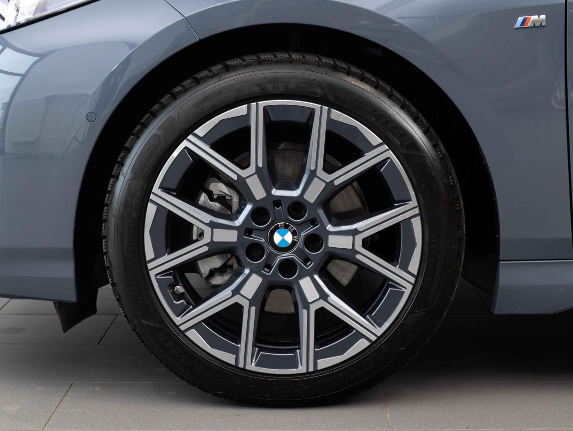BMW Řada 1, 120d - fotka 6