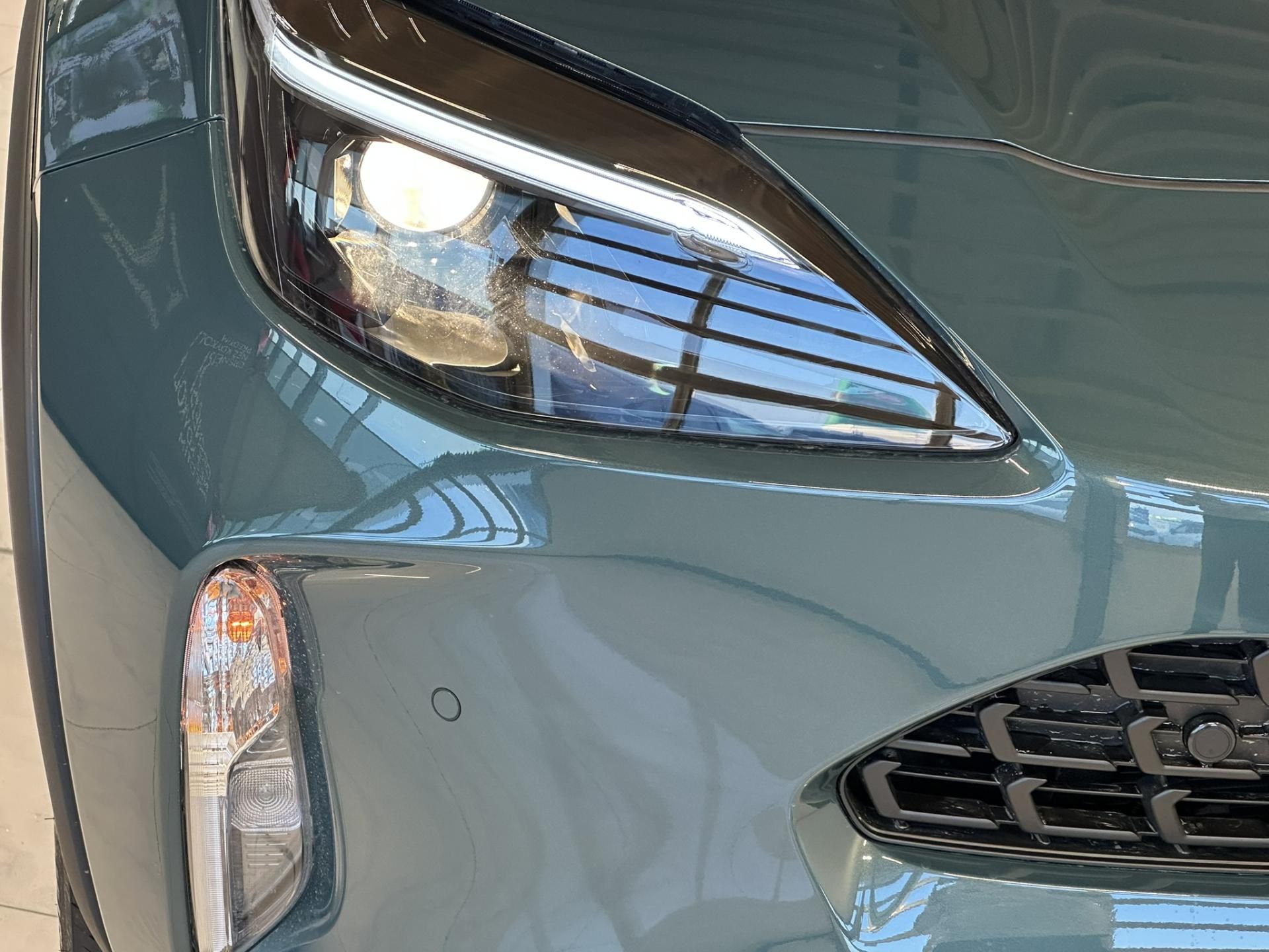 Toyota Yaris Cross, 1.5 HEV LIMITED EDITION - fotka 3