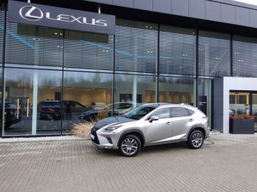 ZLEVNĚNO NX300h AWD PRESTIEGE