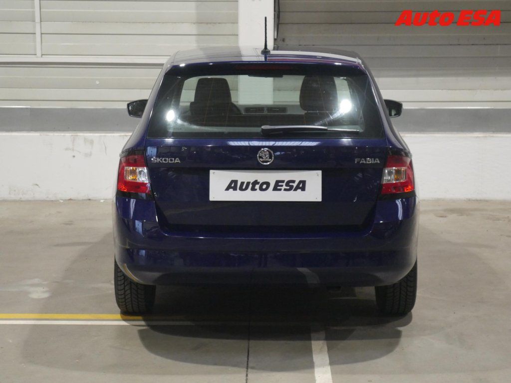 Škoda Fabia, 1.0 TSI,ČR,AC,temp - fotka 5