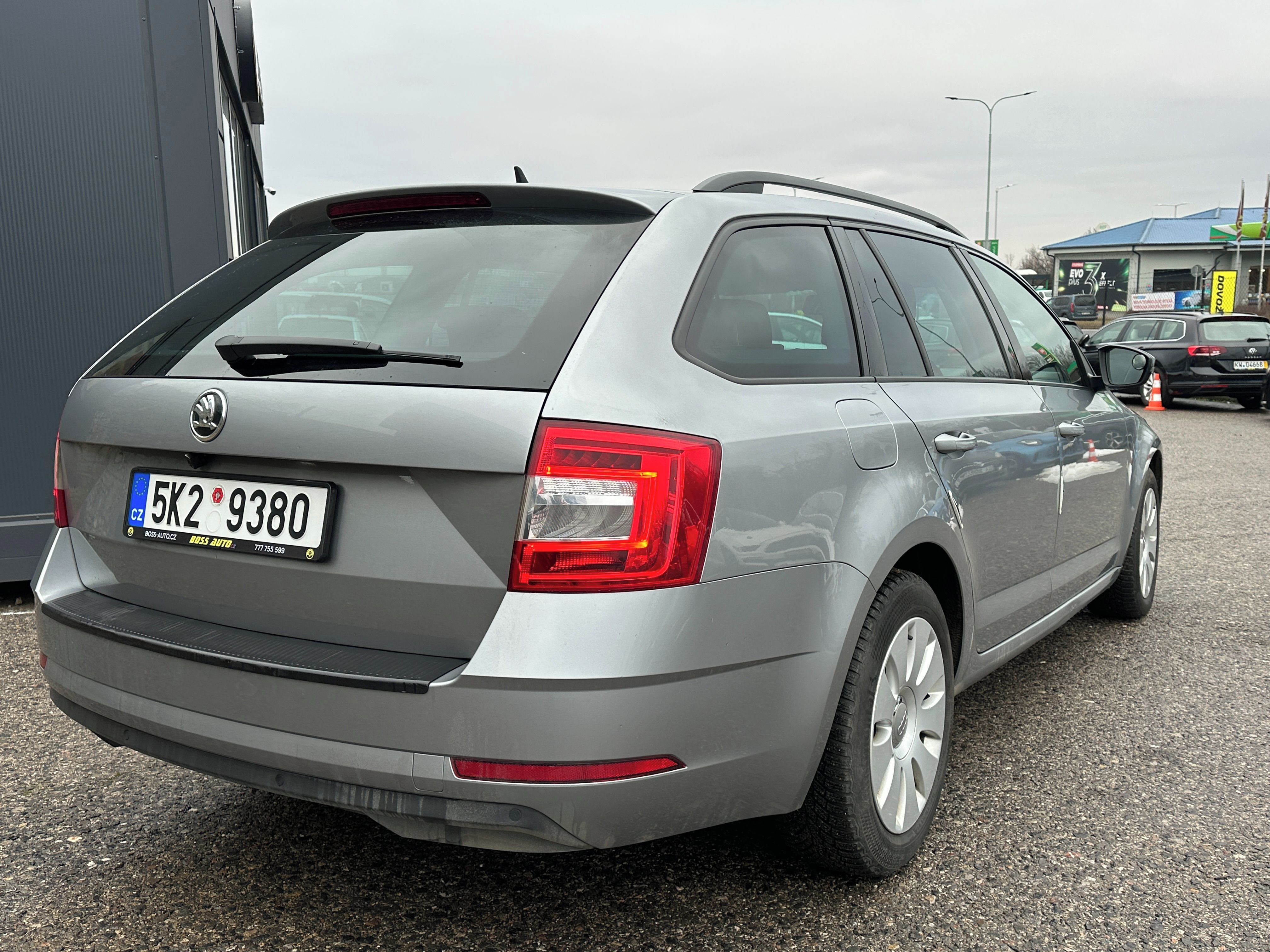 Škoda Octavia, Skoda Octavia A7 2018 1.6 - fotka 6