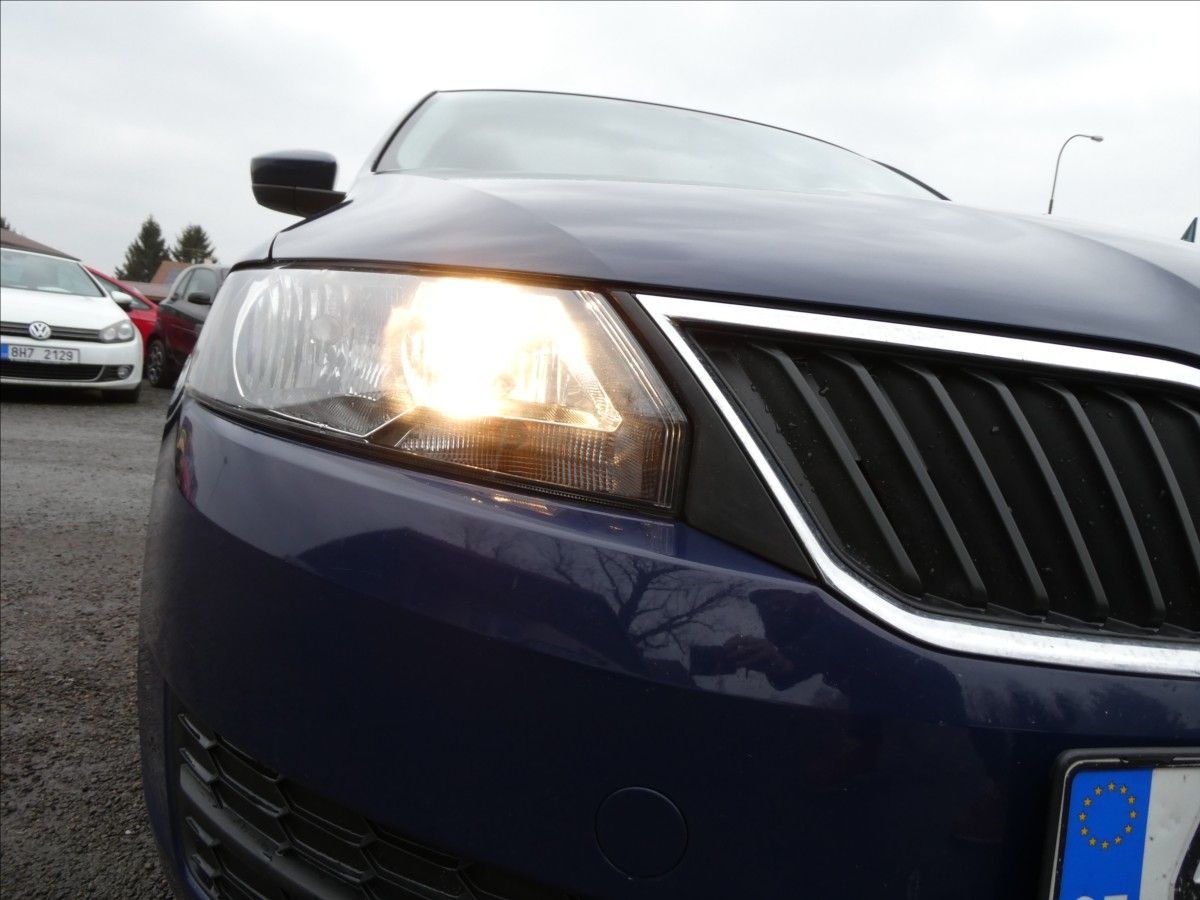 Škoda Rapid, 1,6 TDi 66kW 2x kola,klima,ČR - fotka 5
