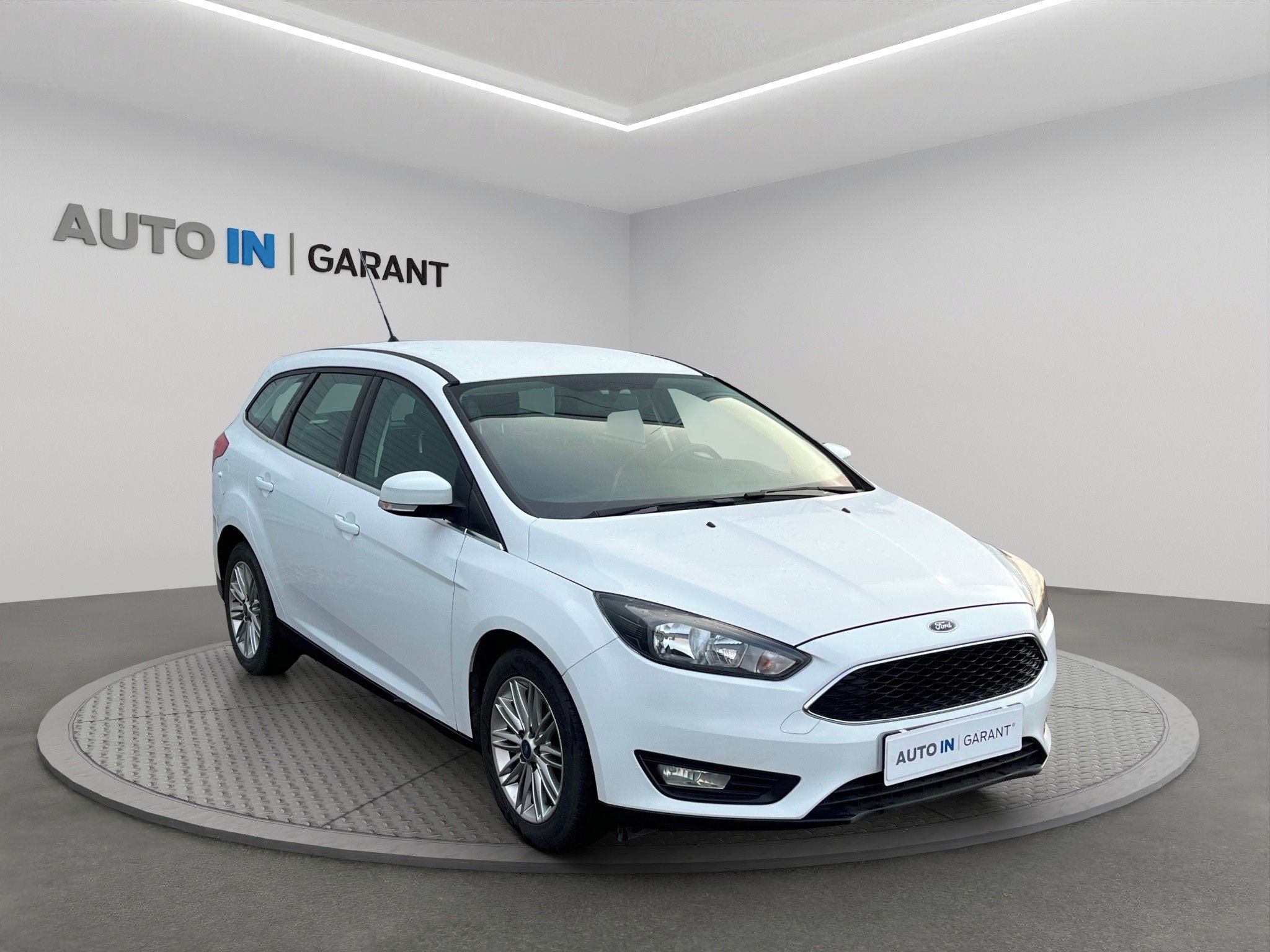 Ford Focus, 1.0 92kw, Nové v ČR - fotka 3