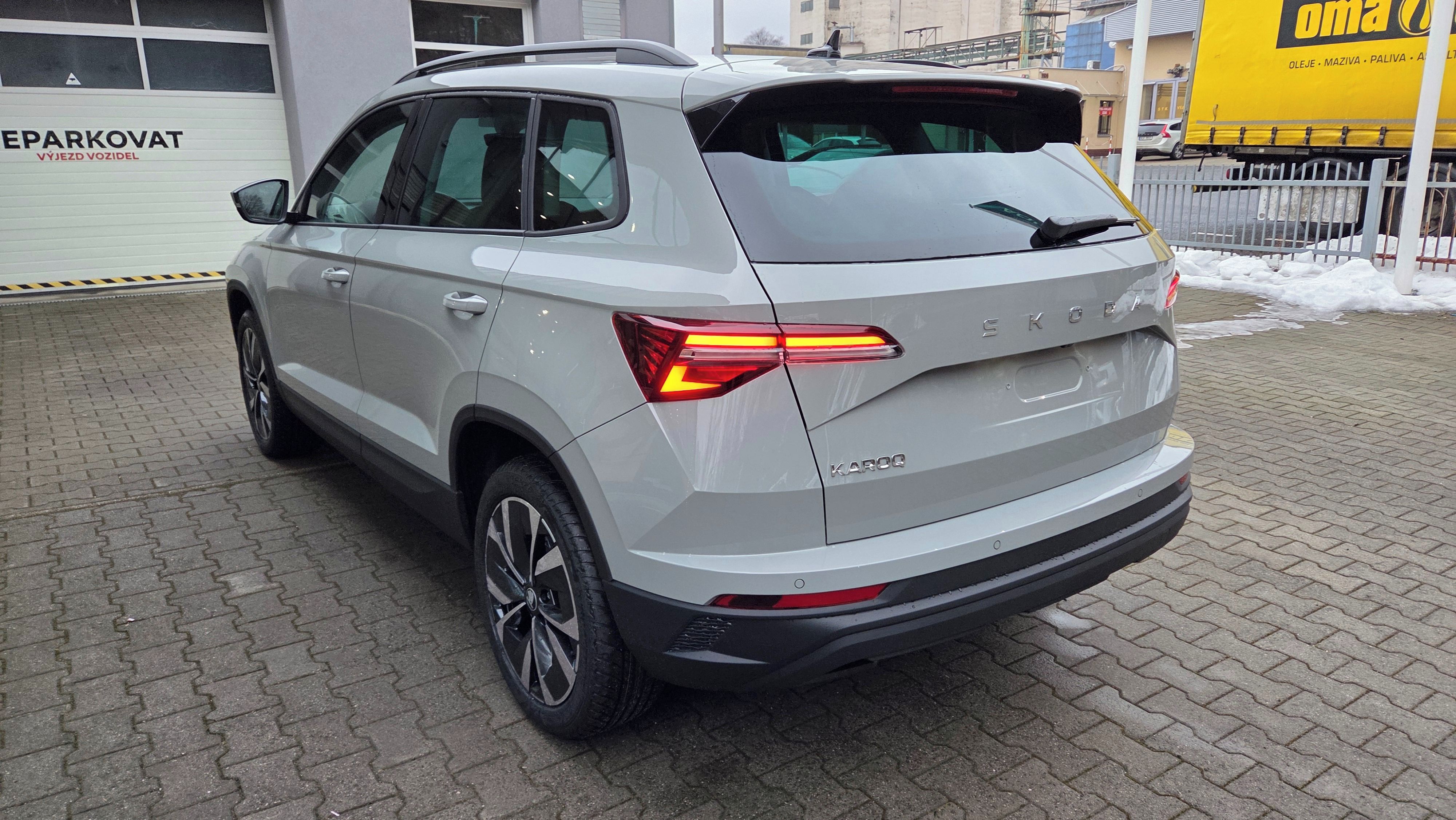 Škoda Karoq, Dynamic 1,5 TSI 110 kW DSG - fotka 4