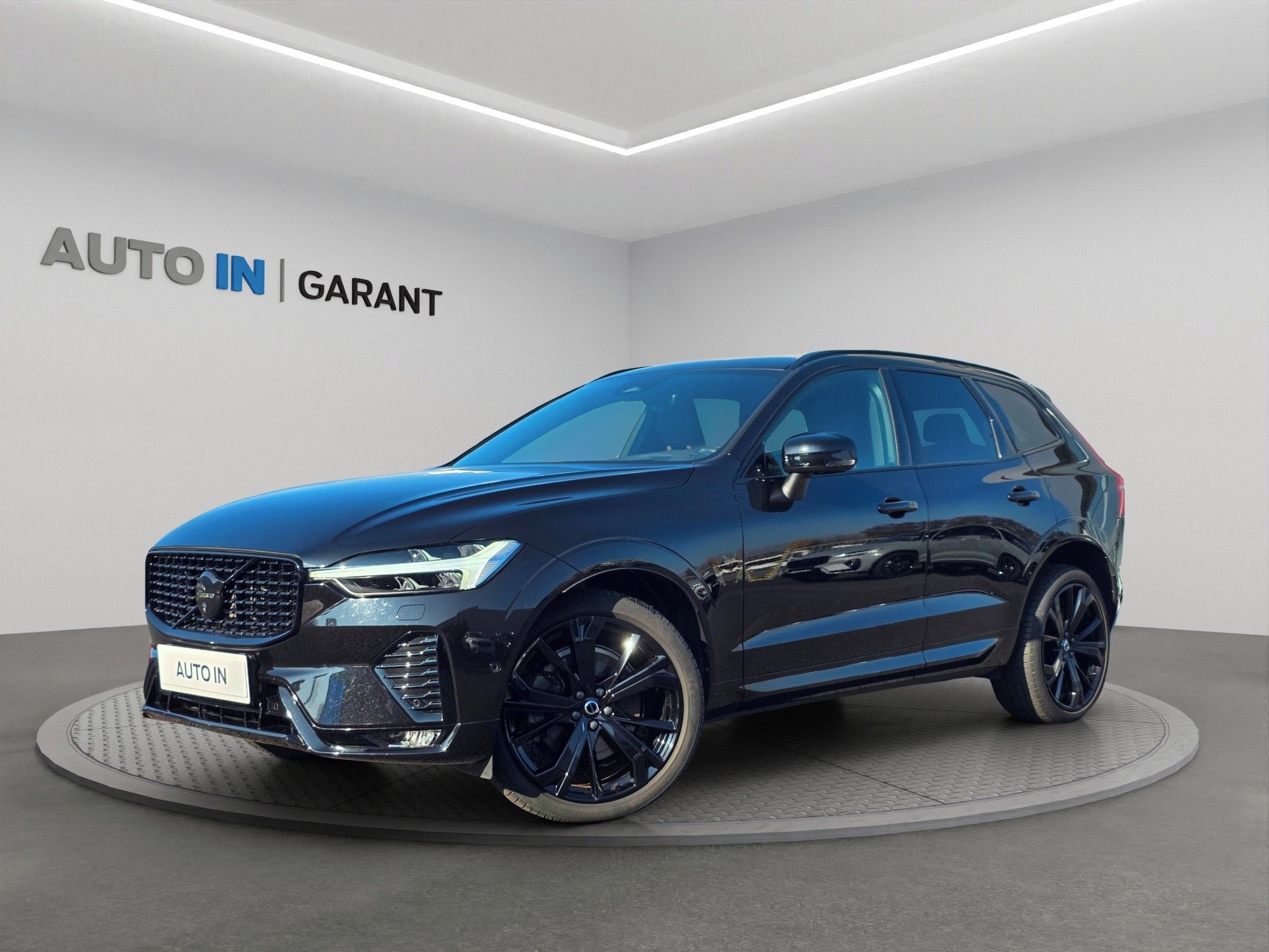 Volvo XC60, BE ULTIMATE,vzduch. pod.,tažné
