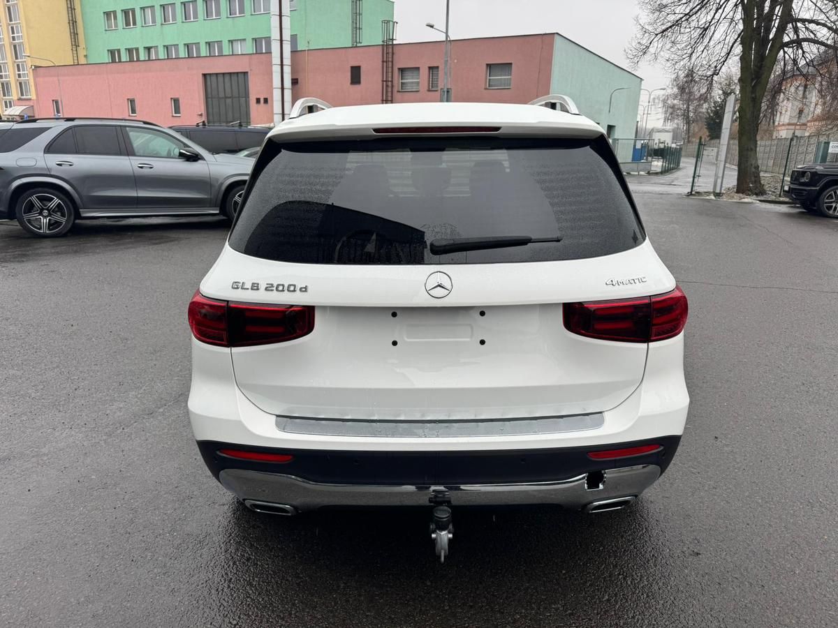 Mercedes-Benz GLB, 200 d 4MATIC - fotka 5