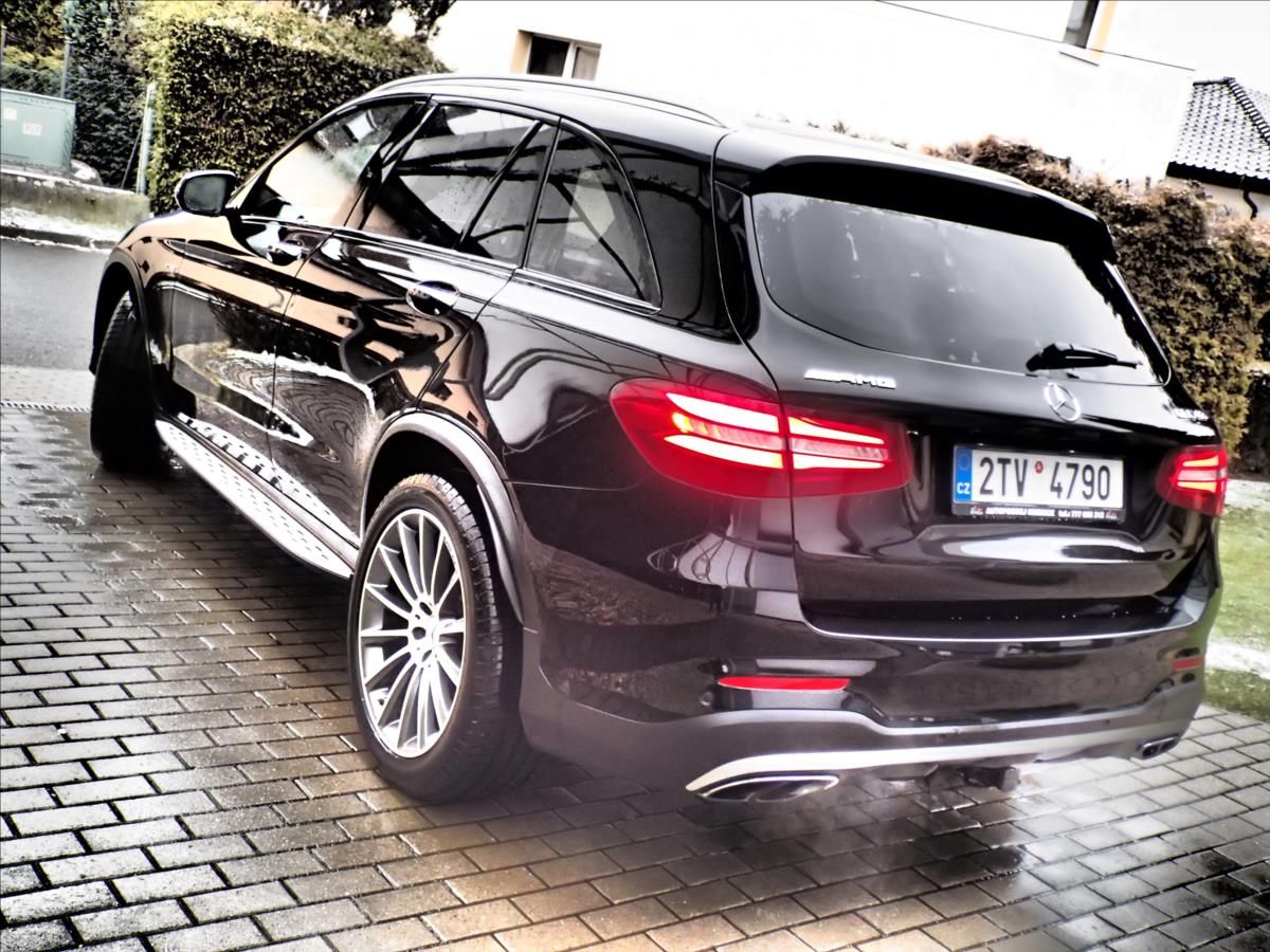 Mercedes-Benz GLC, 3,0 43 AMG, Automat, Tažné - fotka 5