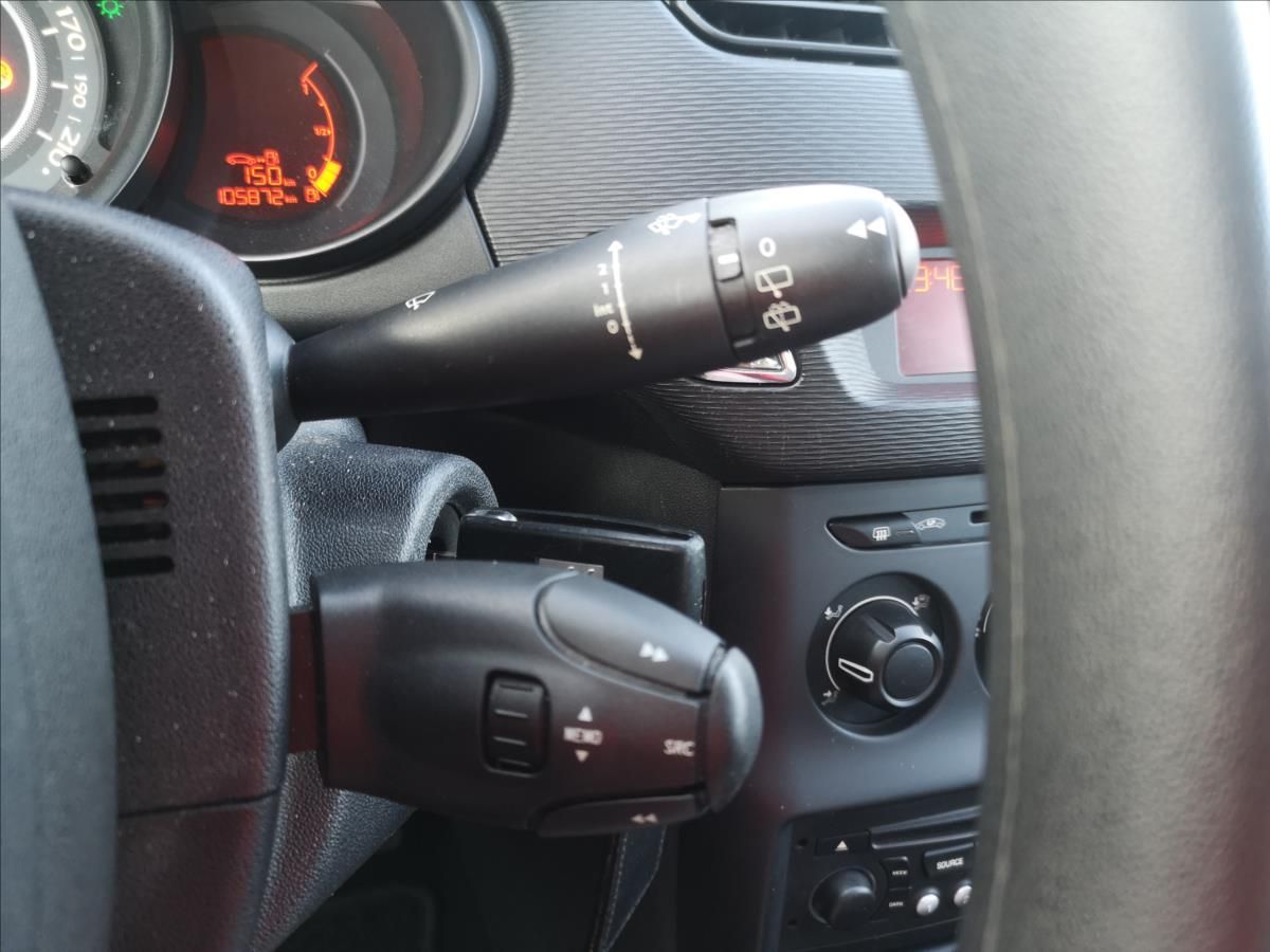 Citroën C3, 1,2 i 8V 60 X webasto - fotka 6