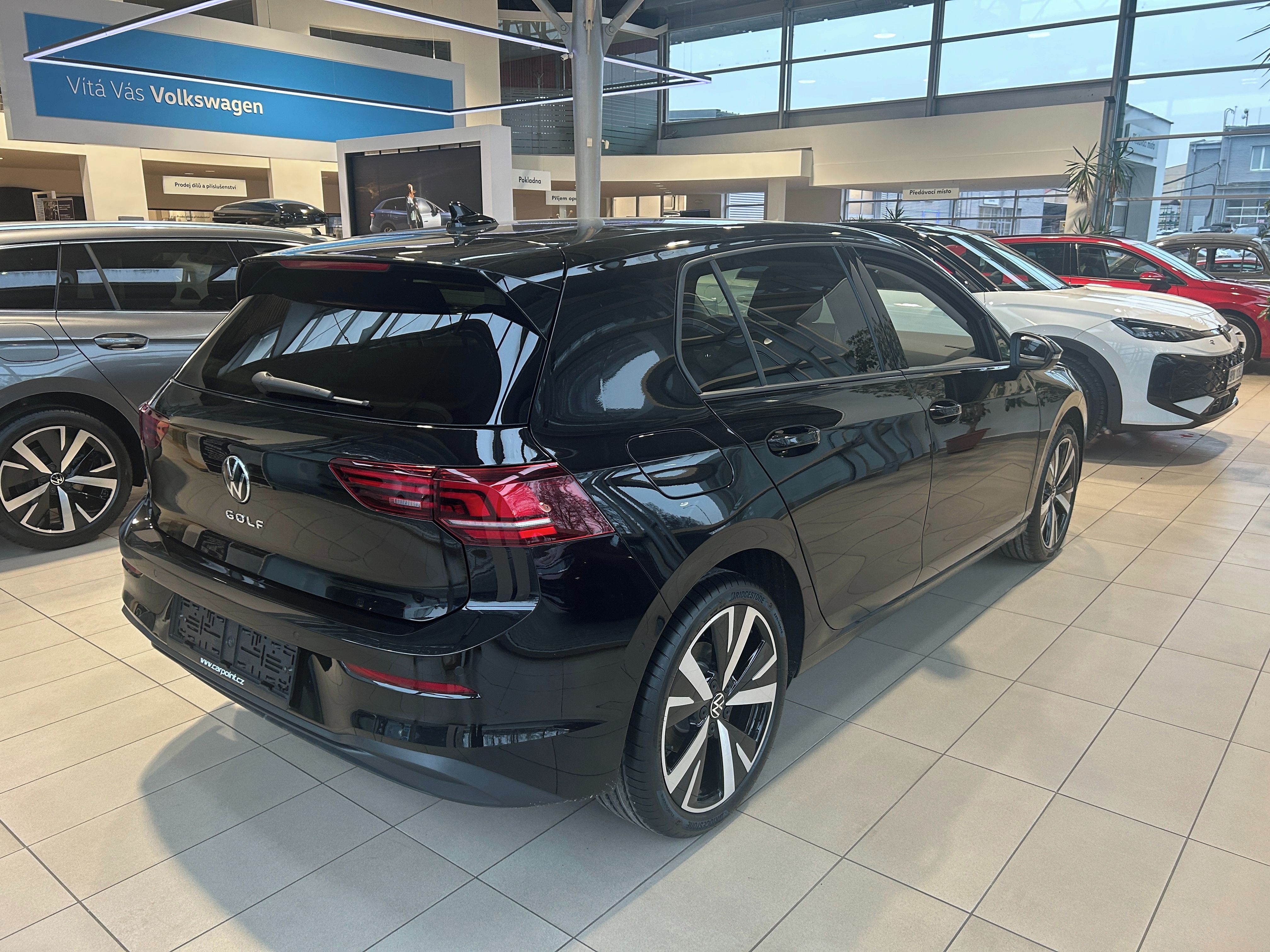 Volkswagen Golf, People 1,5 TSI 110 kW 6G, 2026 - fotka 5