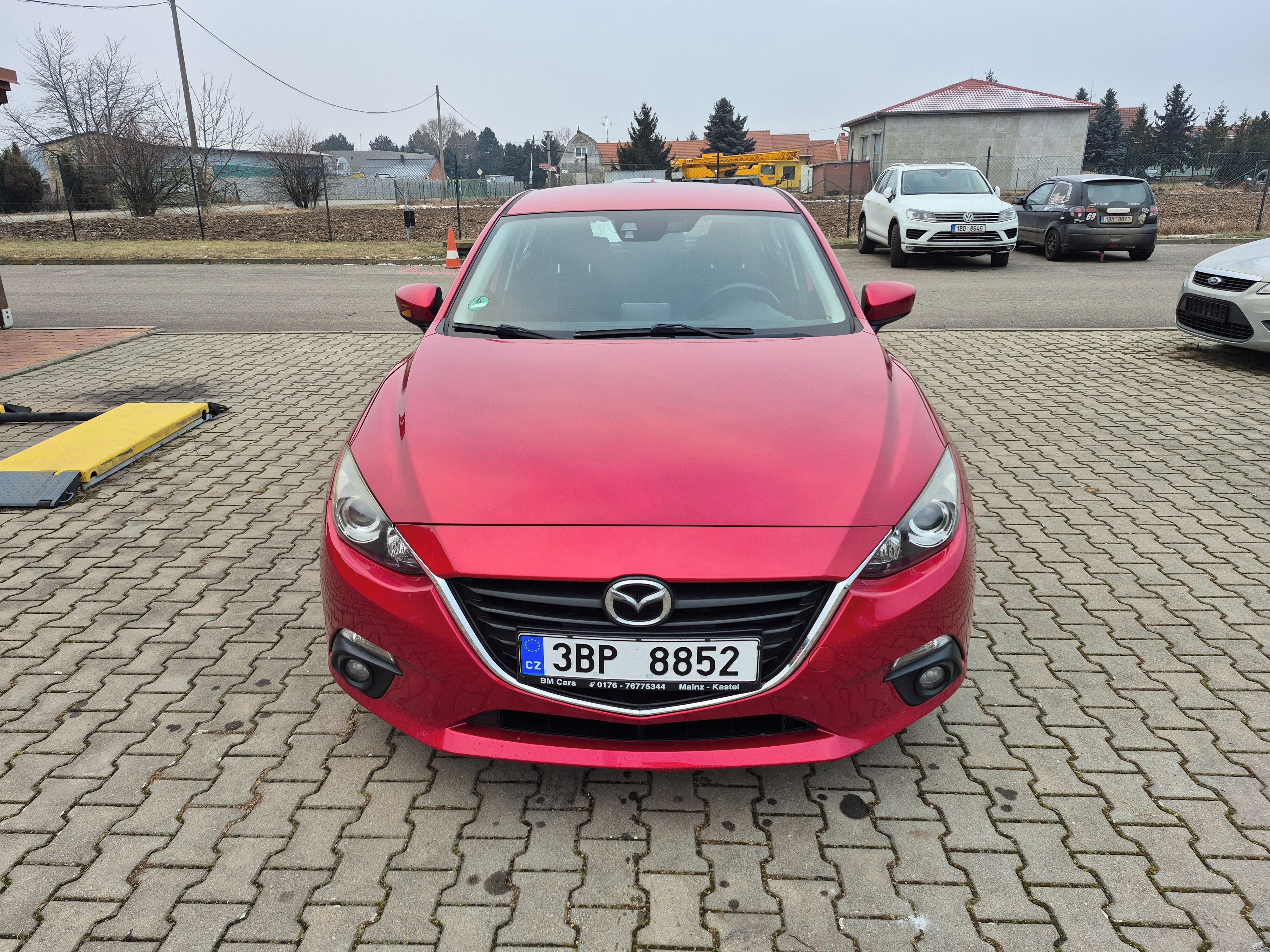 Mazda 3, 2,0i, 88kW, Skyactiv G-120 - fotka 2