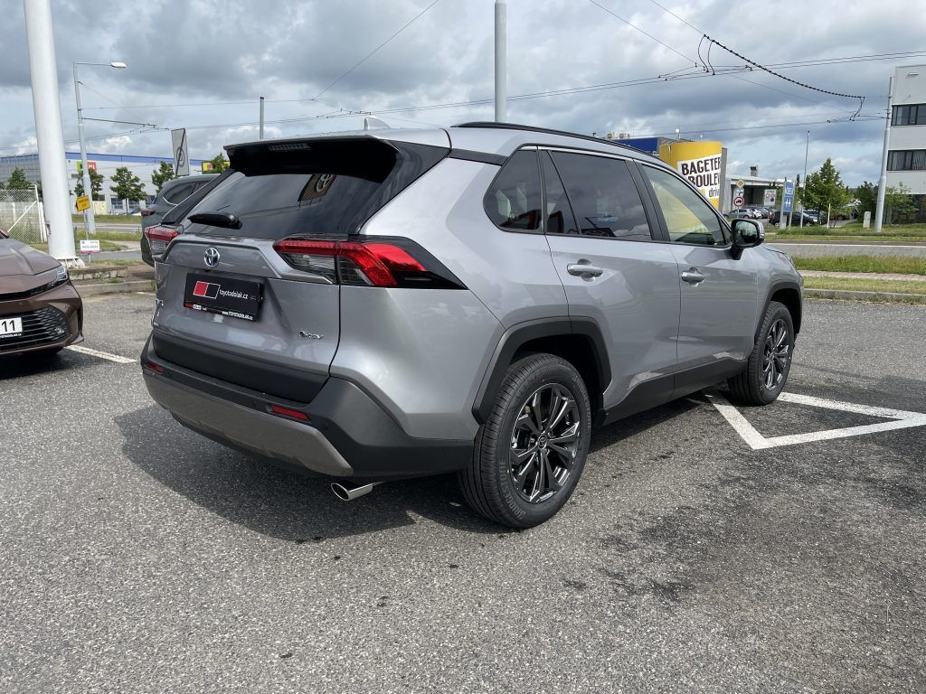 Toyota Rav4, 2.5 Hybrid 4x4 ODBĚR 4/2026 - fotka 3